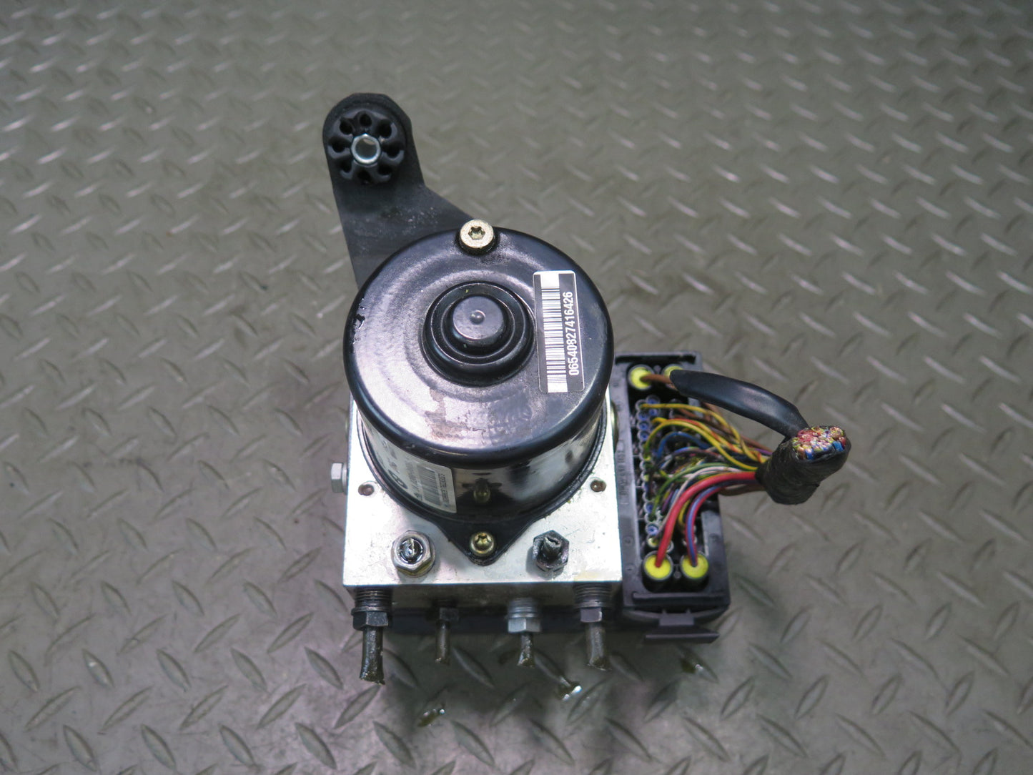 02-05 BMW E46 330ci ABS DSC Anti Lock Brake ABS Pump Module 6759047 OEM