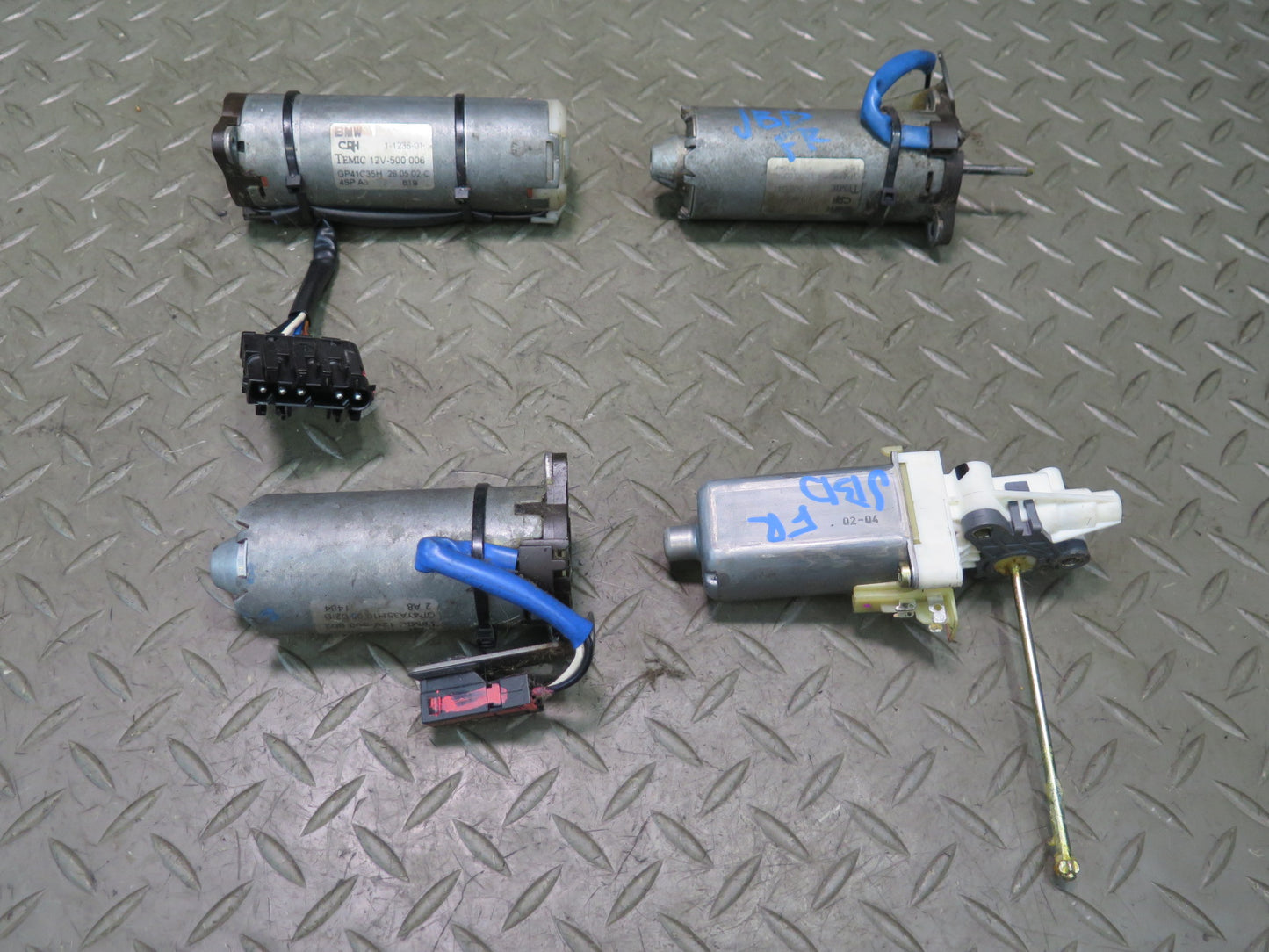 01-06 BMW E46 330ci Convertible Set of 4 Front Right Seat Adjust Motor OEM