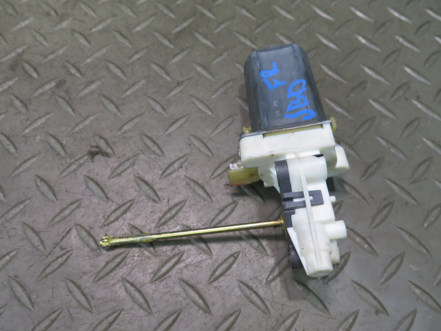 01-06 BMW E46 330ci Convertible Set of 4 Front Right Seat Adjust Motor OEM