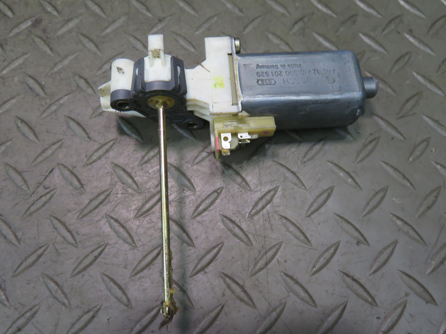 01-06 BMW E46 330ci Convertible Set of 4 Front Right Seat Adjust Motor OEM