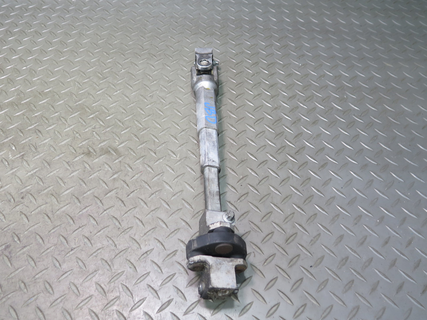 01-03 BMW E46 330ci Steering Column Lower U Joint Linkage Shaft w Coupler  OEM