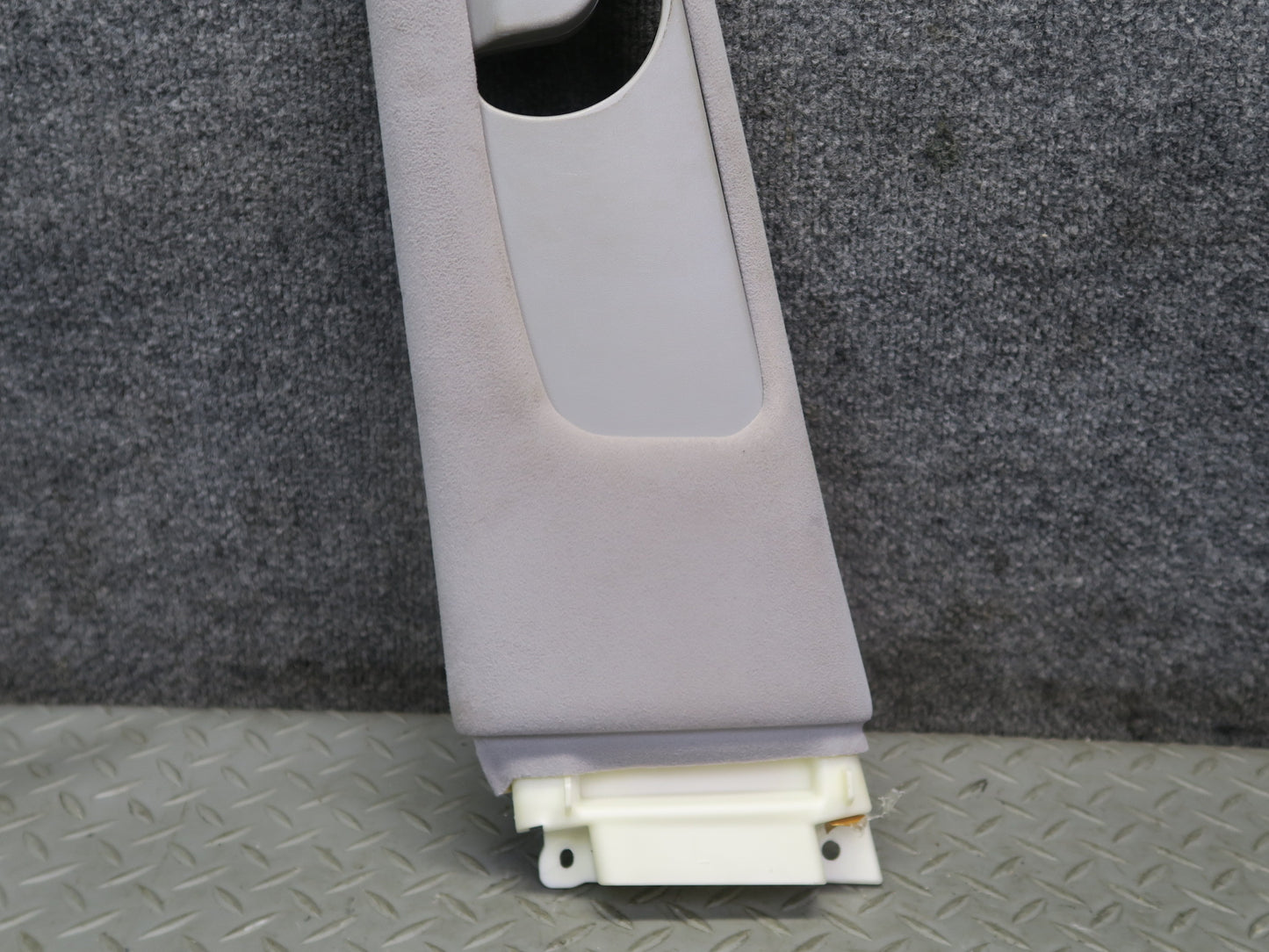 04-06 Lexus UCF30L LS430 Left & Right Upper Center B Pillar Trim Cover Panel OEM