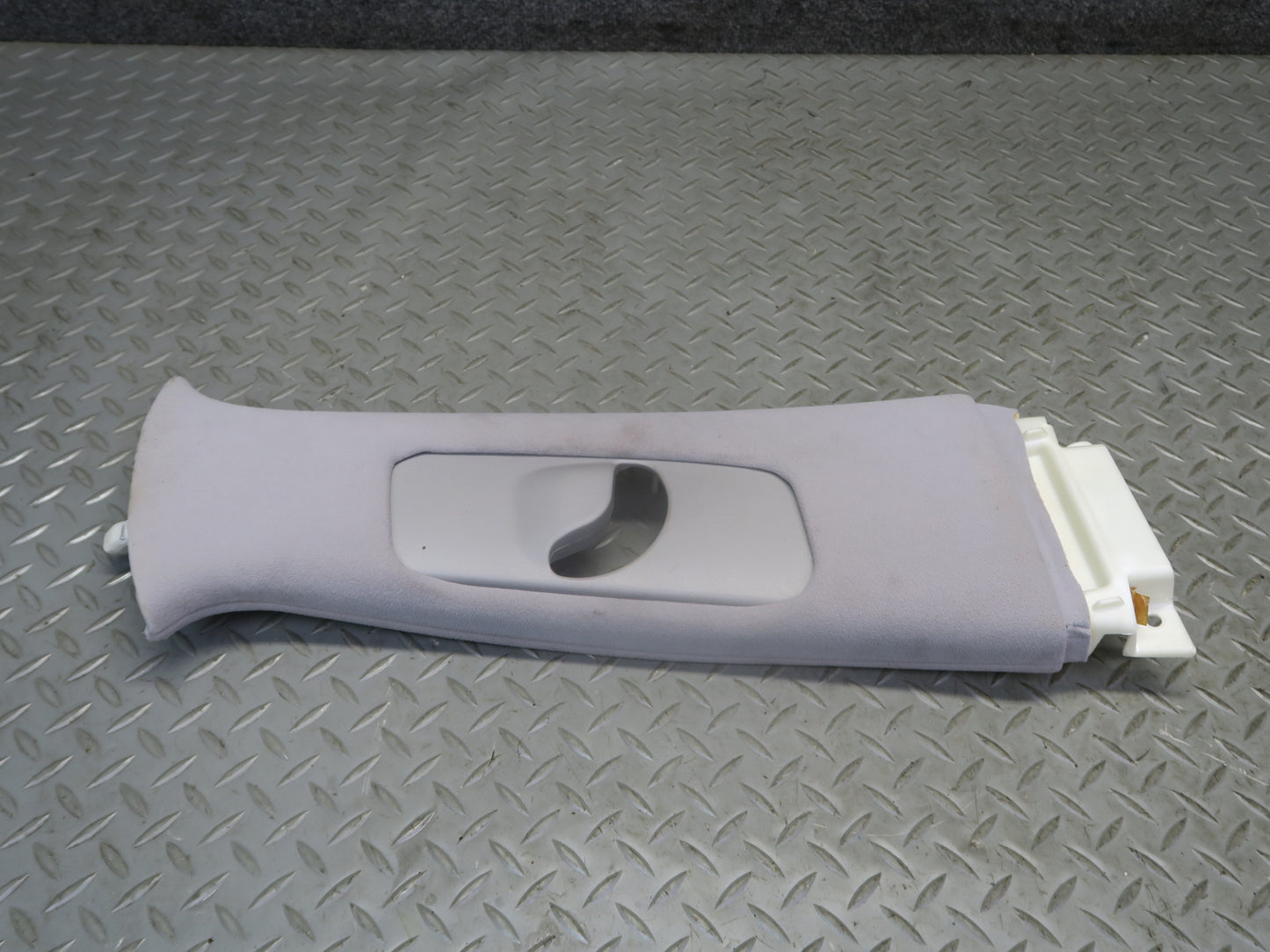 04-06 Lexus UCF30L LS430 Left & Right Upper Center B Pillar Trim Cover Panel OEM