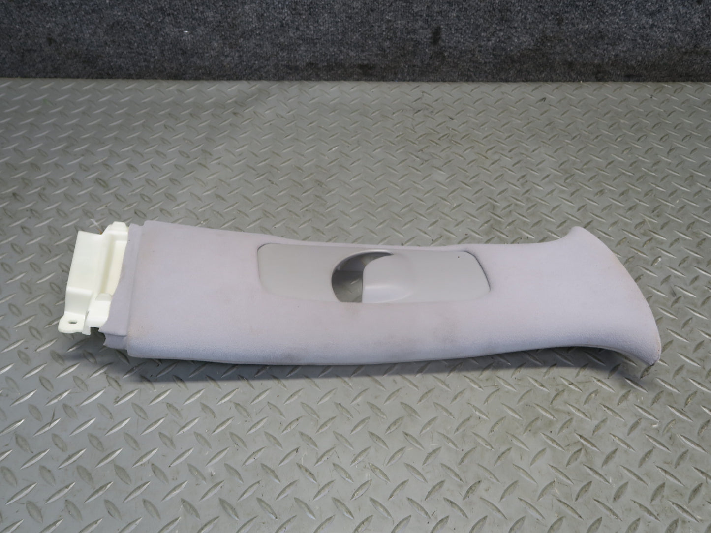 04-06 Lexus UCF30L LS430 Left & Right Upper Center B Pillar Trim Cover Panel OEM