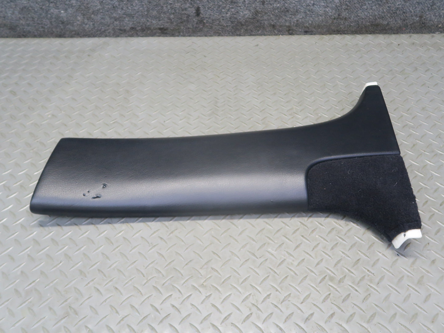 04-06 Lexus UCF30L LS430 Center Left & Right Lower B Pillar Trim Cover Panel OEM