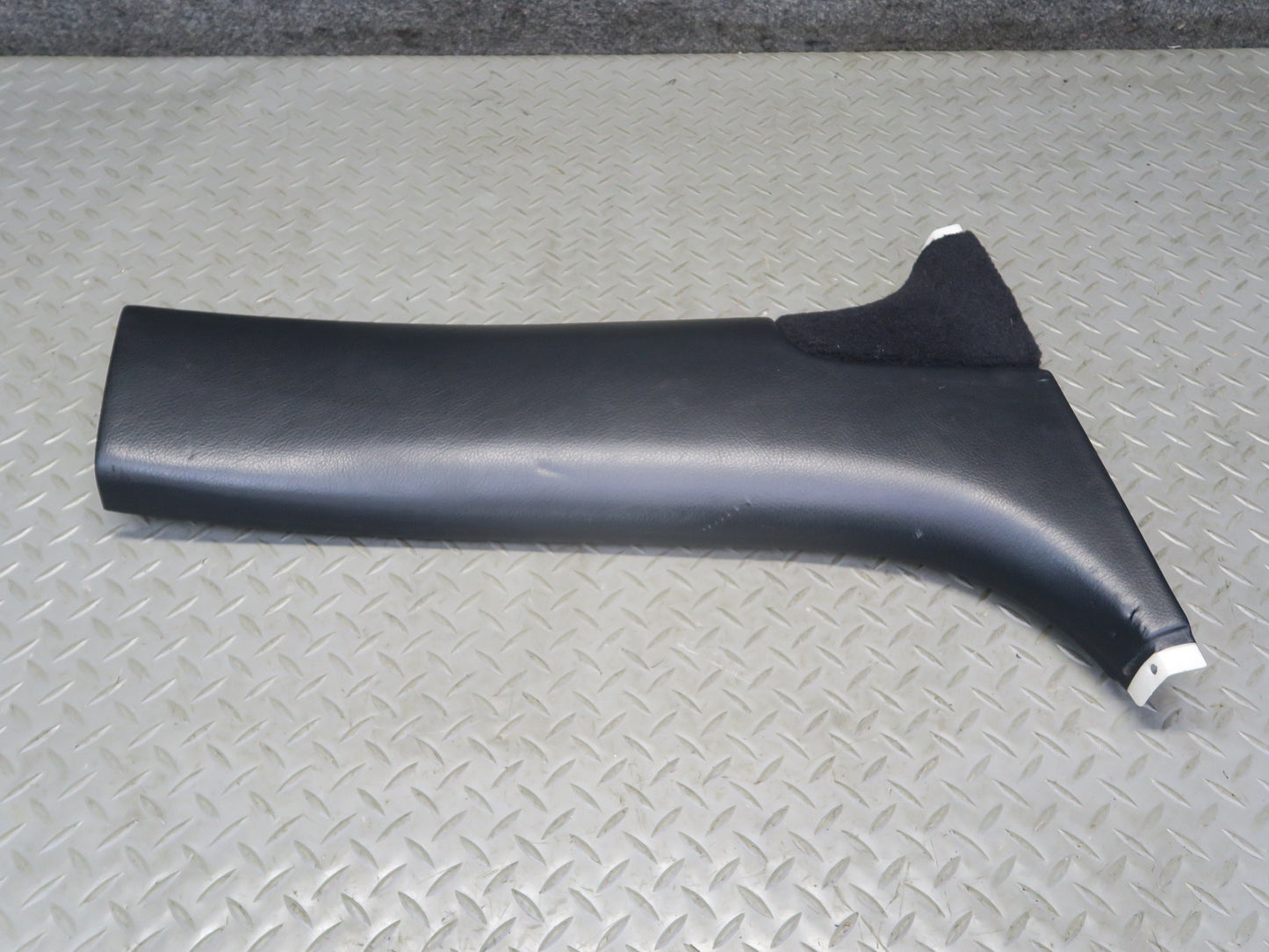 04-06 Lexus UCF30L LS430 Center Left & Right Lower B Pillar Trim Cover Panel OEM
