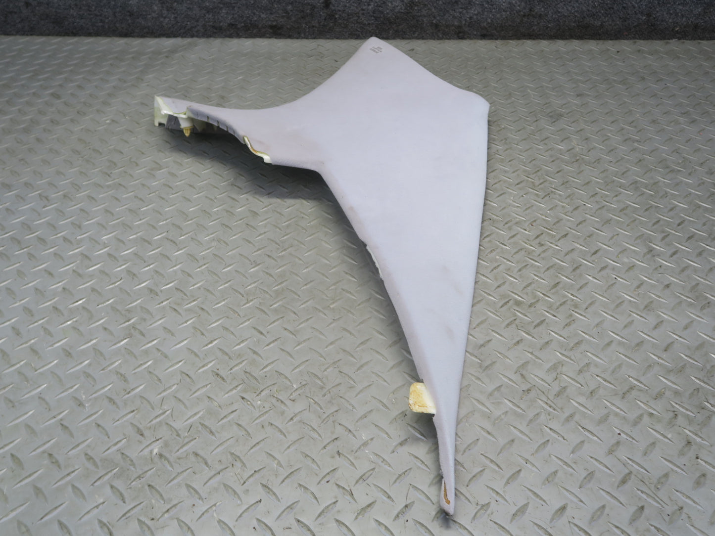 01-06 Lexus UCF30L LS430 Rear Left & Right Interior C Pillar Trim Panel OEM