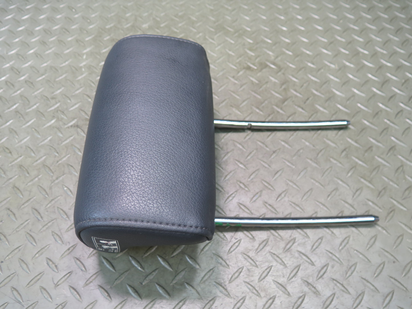 07-15 Audi Q7 4L Rear Second ROW Center Headrest Imitation Leather Black OEM