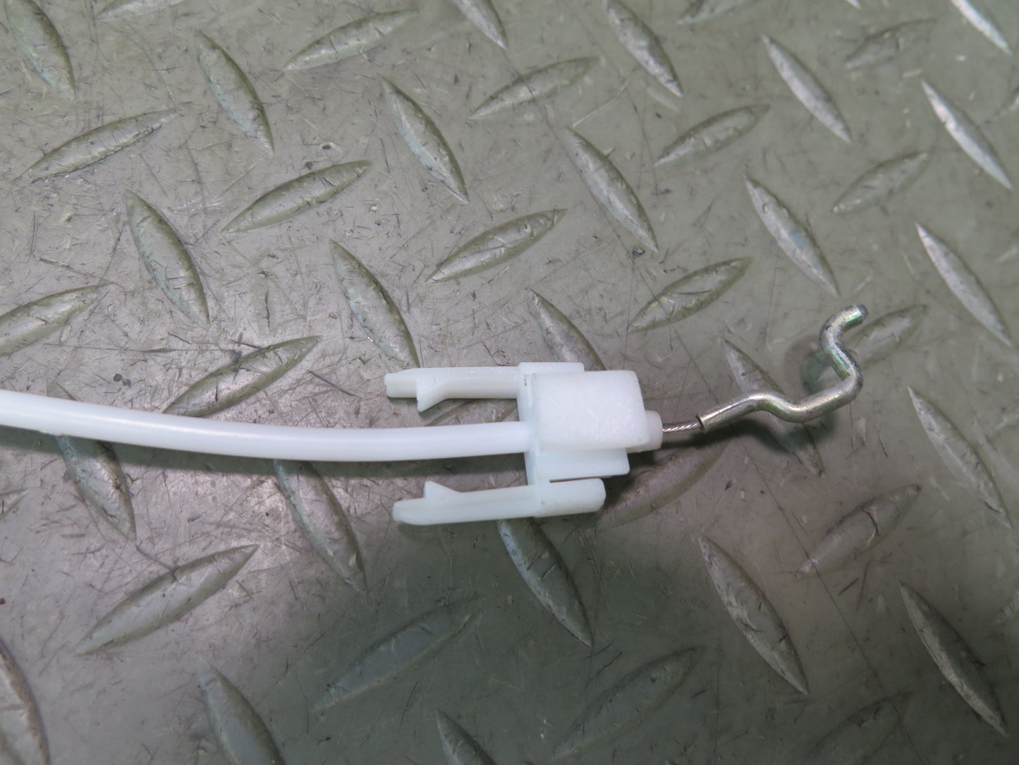 1999-2005 Porsche 911 996 Left Driver Side Door Lock Latch Actuator