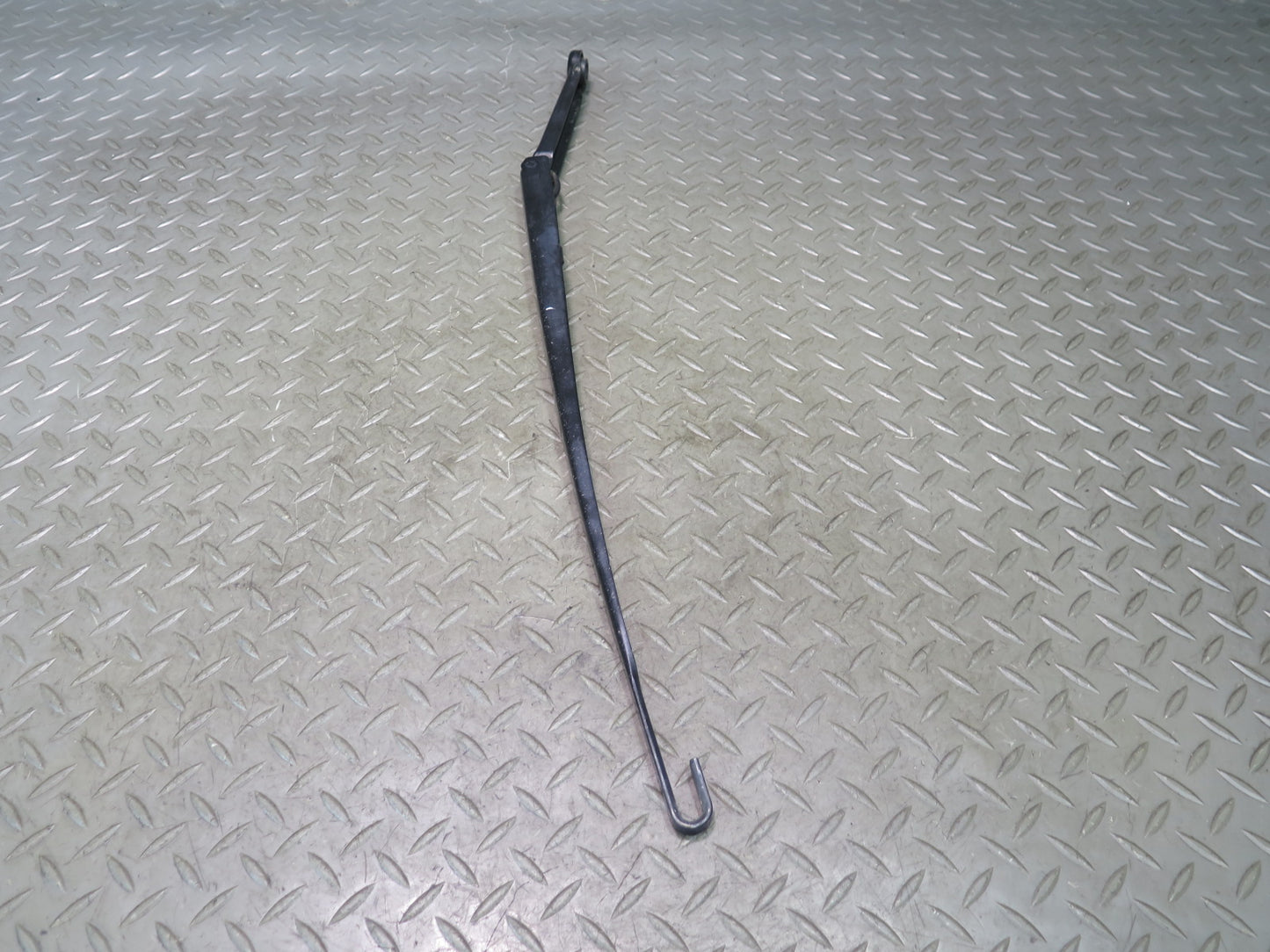 01-06 BMW E46 330ci Coupe Convertible Left & Right Windshield Wiper Arm Set OEM