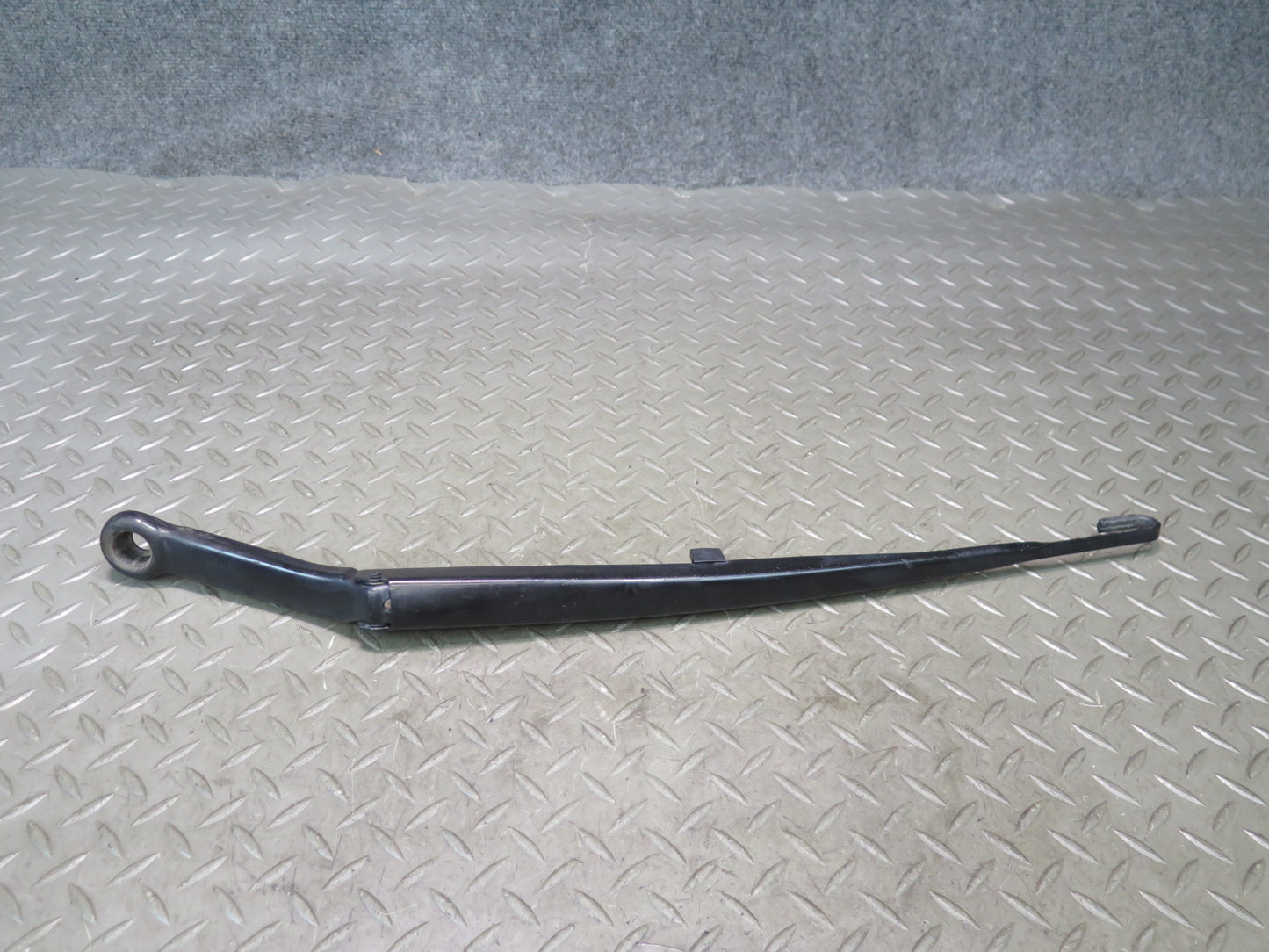 01-06 BMW E46 330ci Coupe Convertible Left & Right Windshield Wiper Arm Set OEM