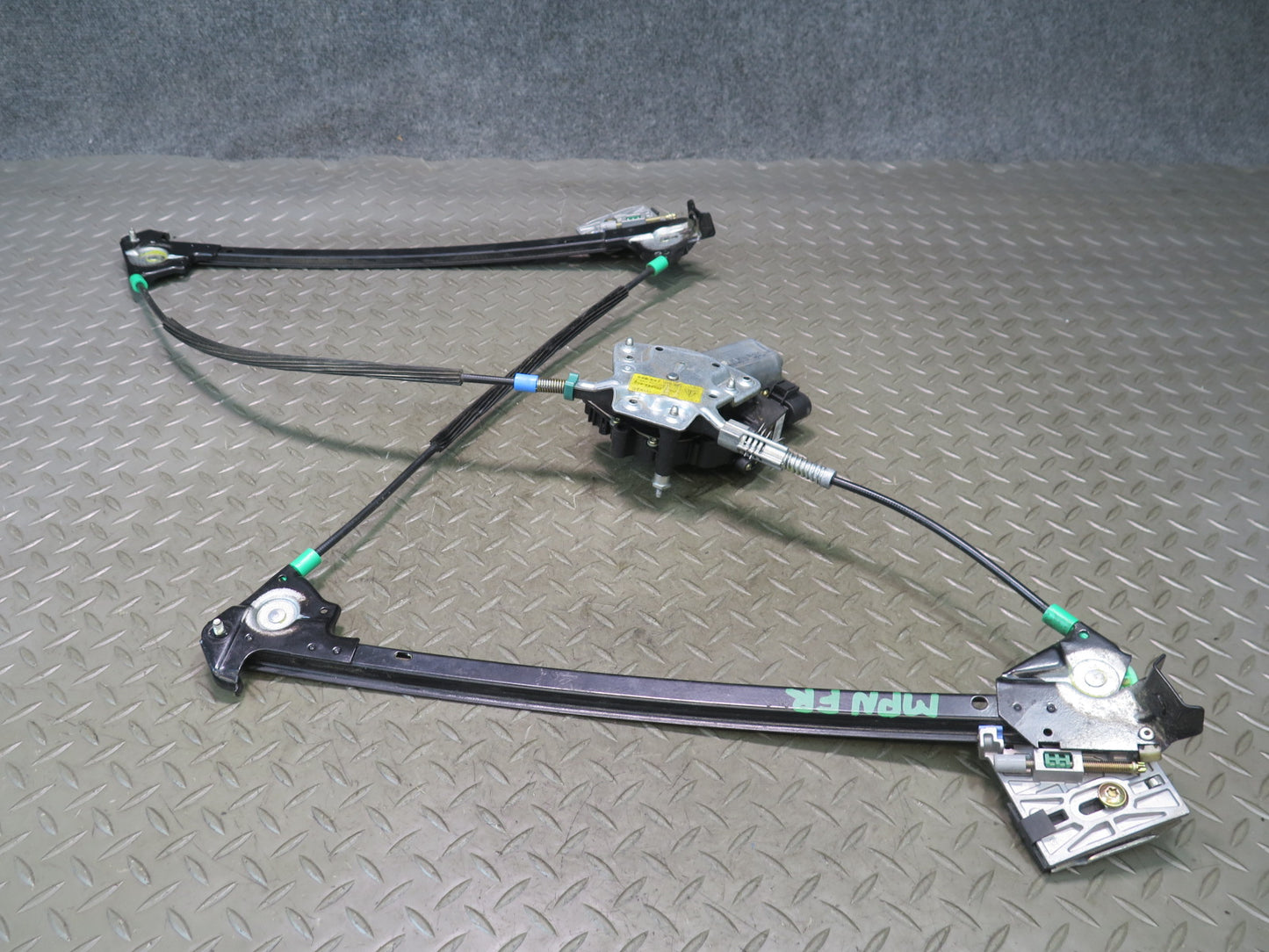 1999-2005 Porsche 911 996 Convertible Right Door Window Regulator W/ Motor