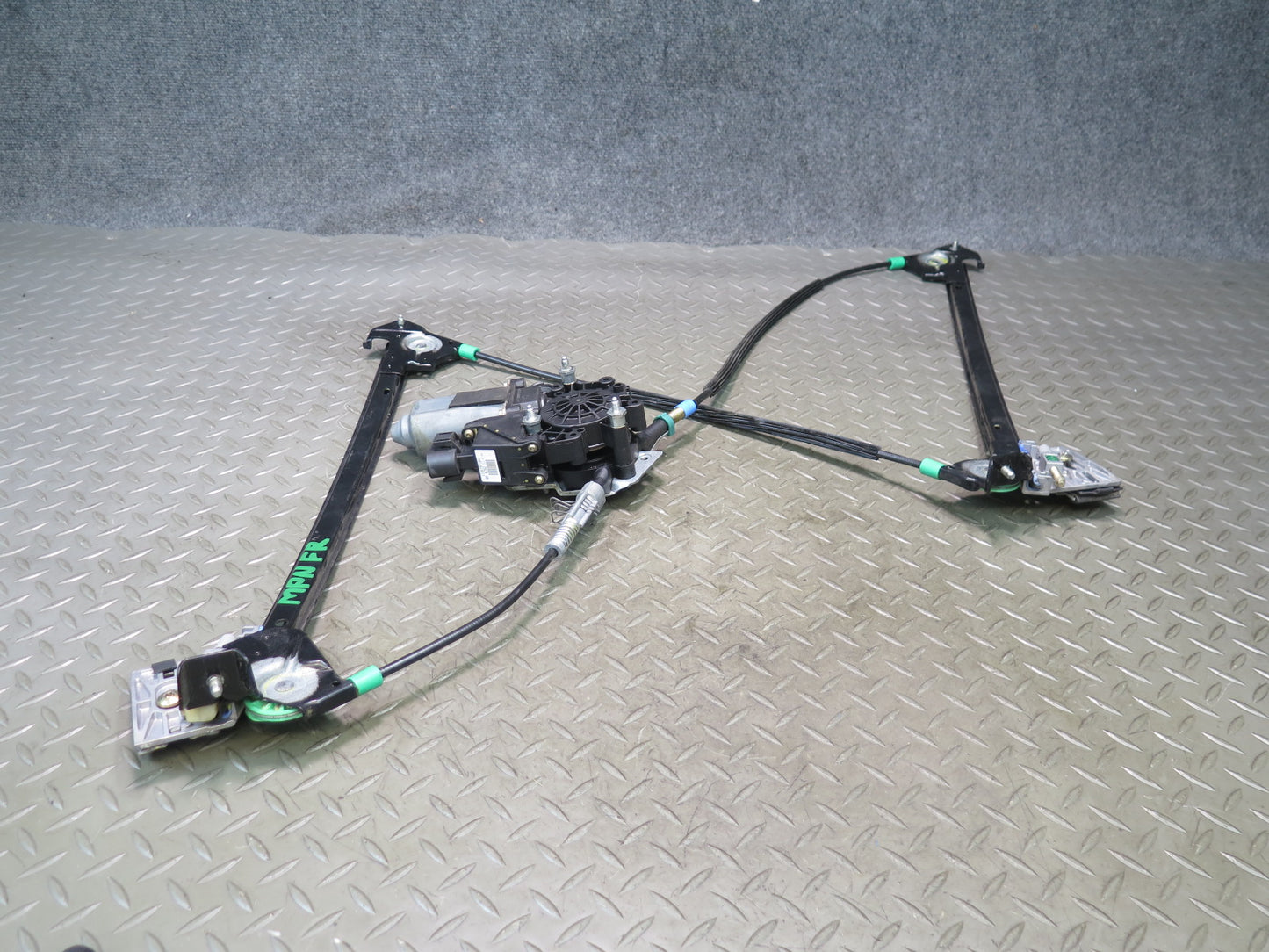 1999-2005 Porsche 911 996 Convertible Right Door Window Regulator W/ Motor