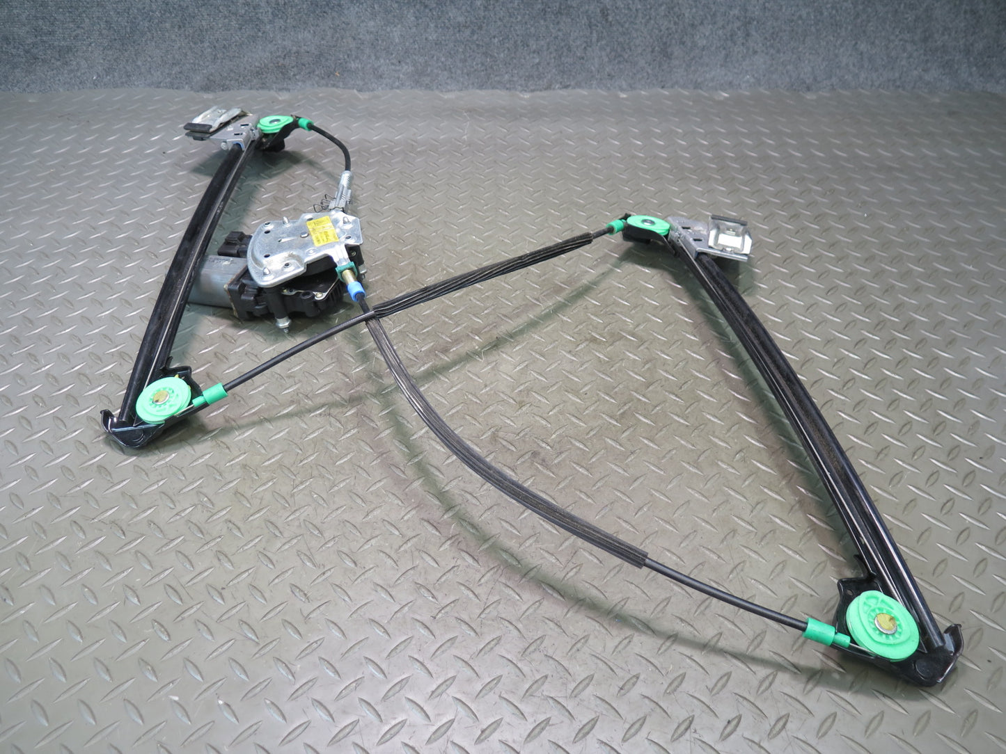 1999-2005 Porsche 911 996 Convertible Right Door Window Regulator W/ Motor