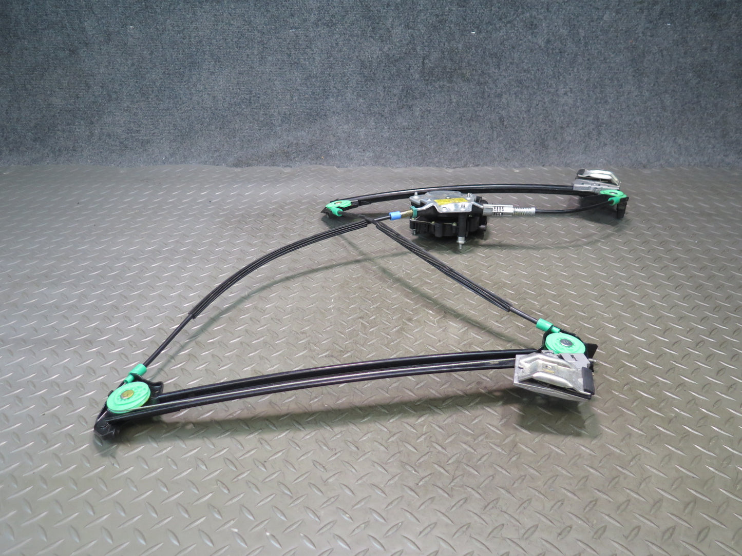 1999-2005 Porsche 911 996 Convertible Right Door Window Regulator W/ Motor