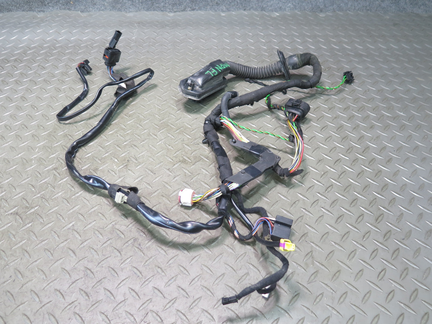 1999-2005 Porsche 911 Carrera 996 Left & Right Door Wire Wiring Harness Set of 2