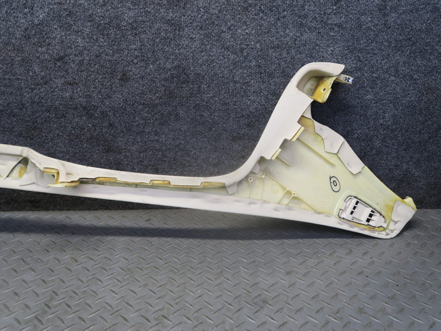 02-04 Lexus SC430 Set of 2 Front Center Console Left & Right Trim Panel Ecru OEM