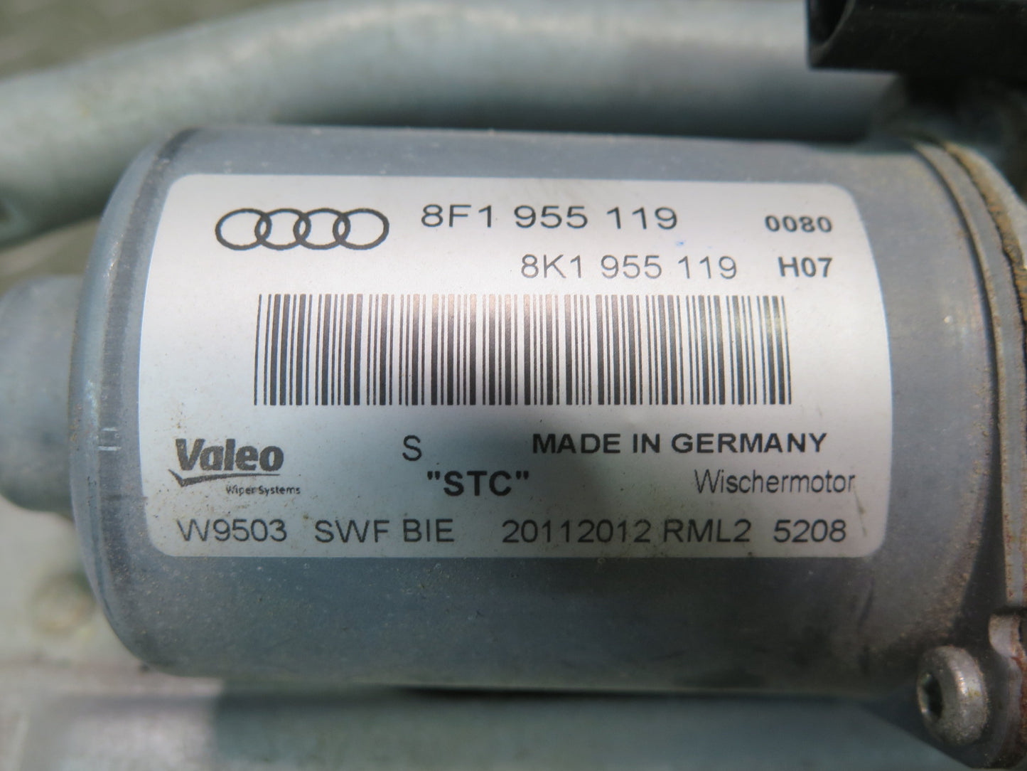 10-16 Audi 8T RS5 Convertable Windshield Wiper Linkage w Motor 45K 8F1955119 OEM