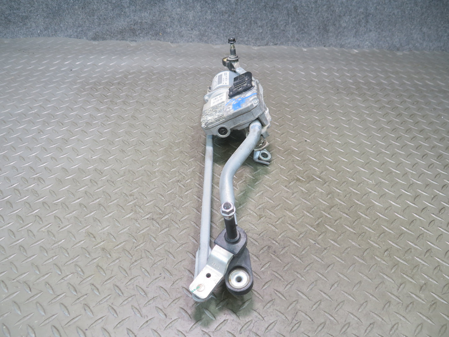 10-16 Audi 8T RS5 Convertable Windshield Wiper Linkage w Motor 45K 8F1955119 OEM