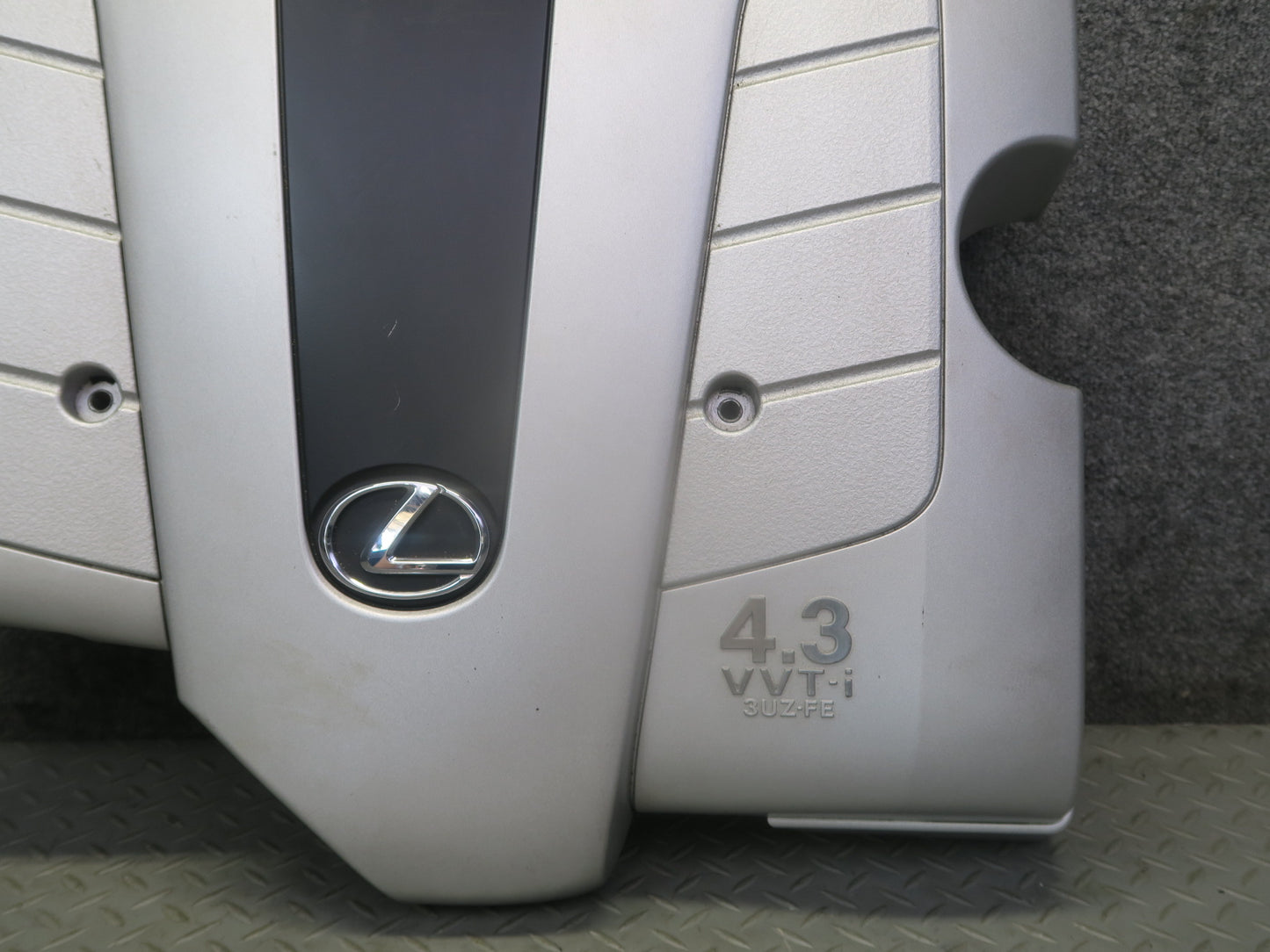 01-06 Lexus UCF30L LS430 Engine Motor Upper Trim Cover Panel 11209-50140 OEM