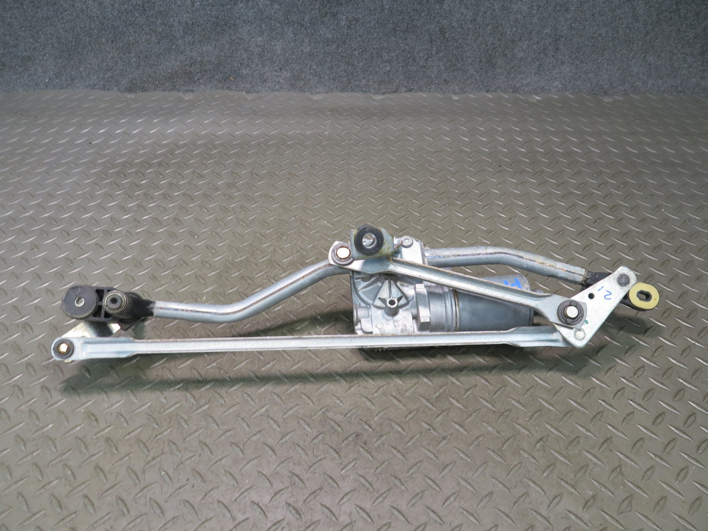 10-16 Audi 8T RS5 Convertable Windshield Wiper Linkage w Motor 45K 8F1955119 OEM
