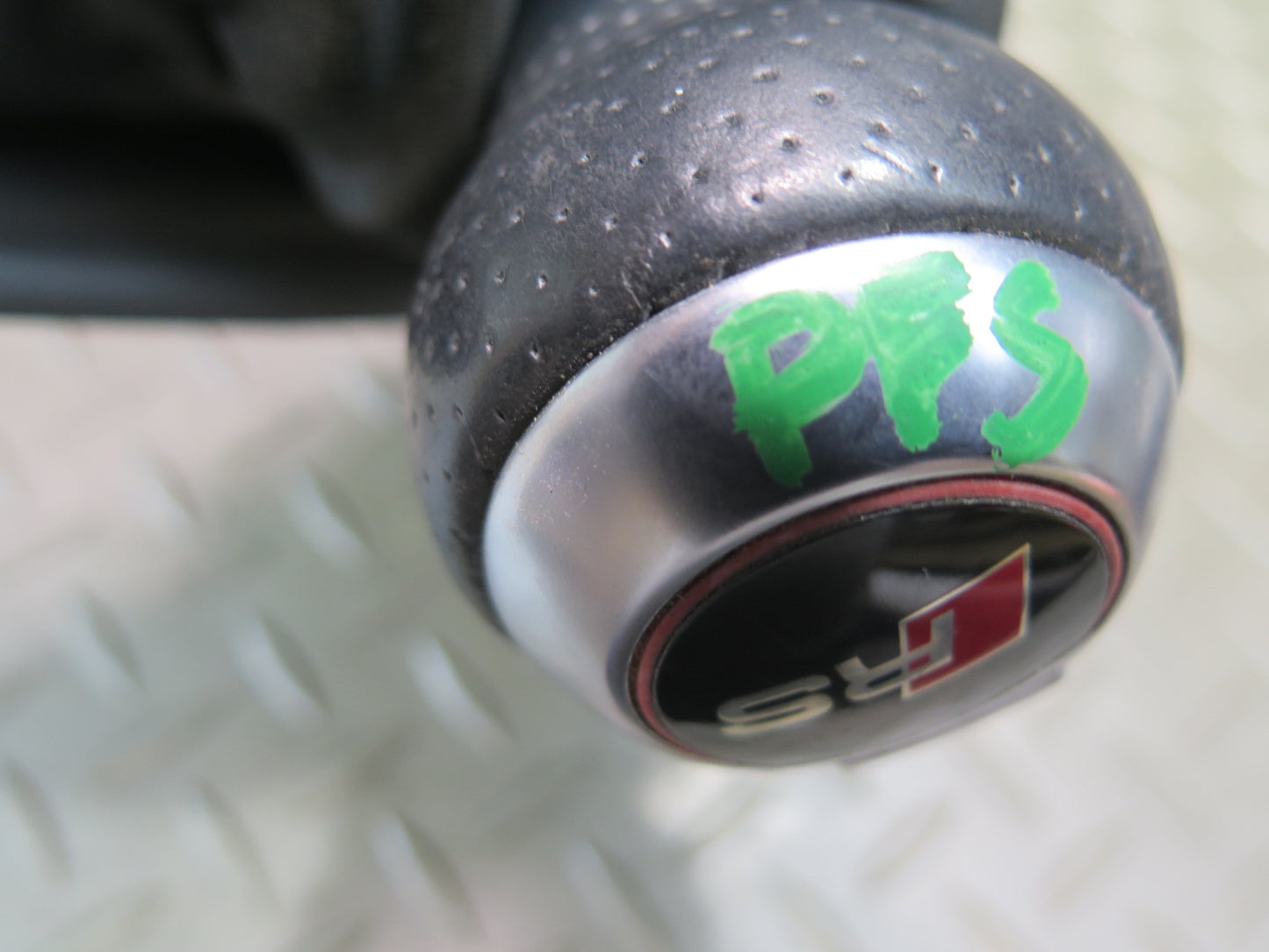 13-15 Audi RS5 8F7 Automatic Transmission Shifter Boot w Knob OEM