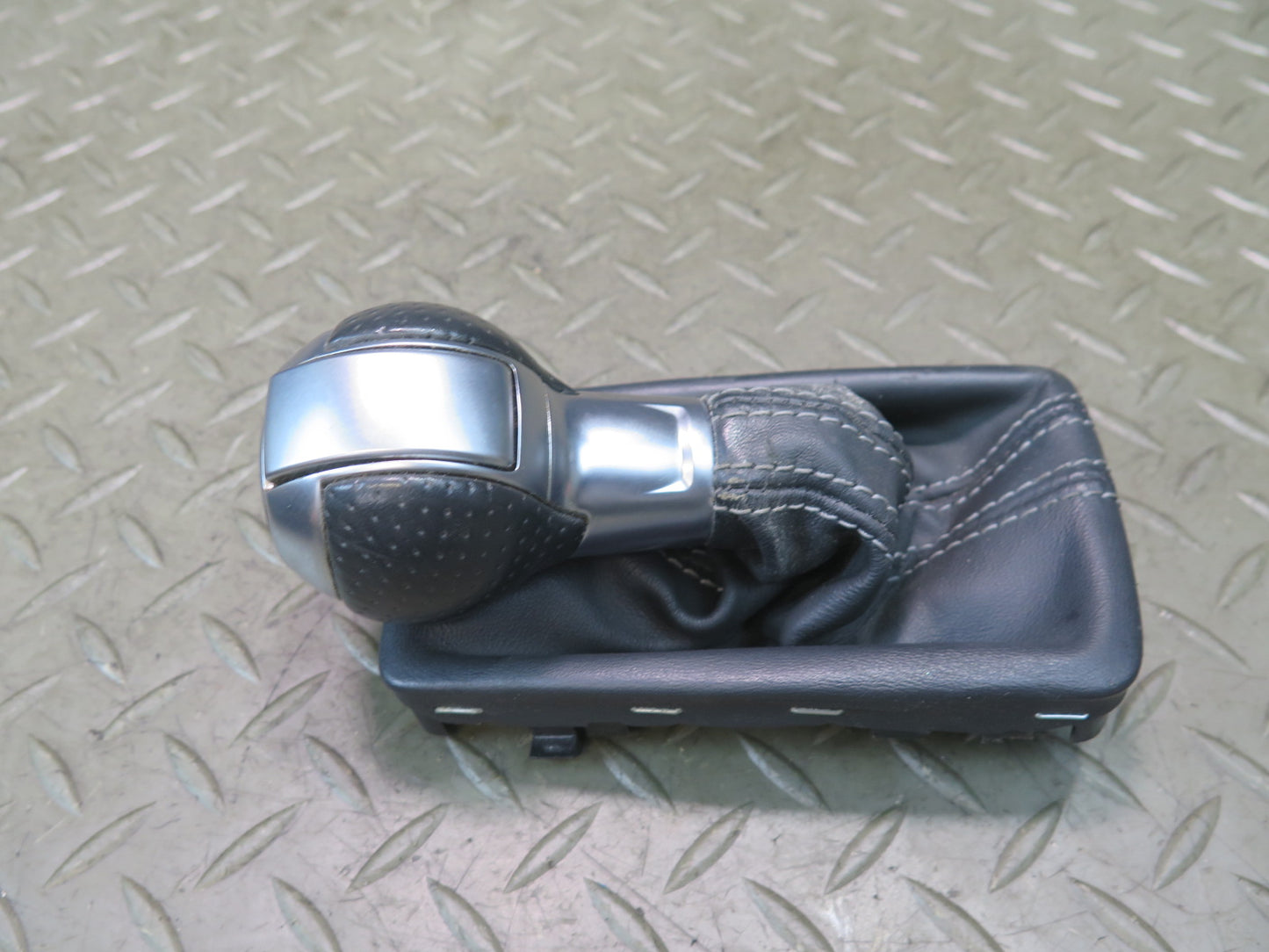 13-15 Audi RS5 8F7 Automatic Transmission Shifter Boot w Knob OEM