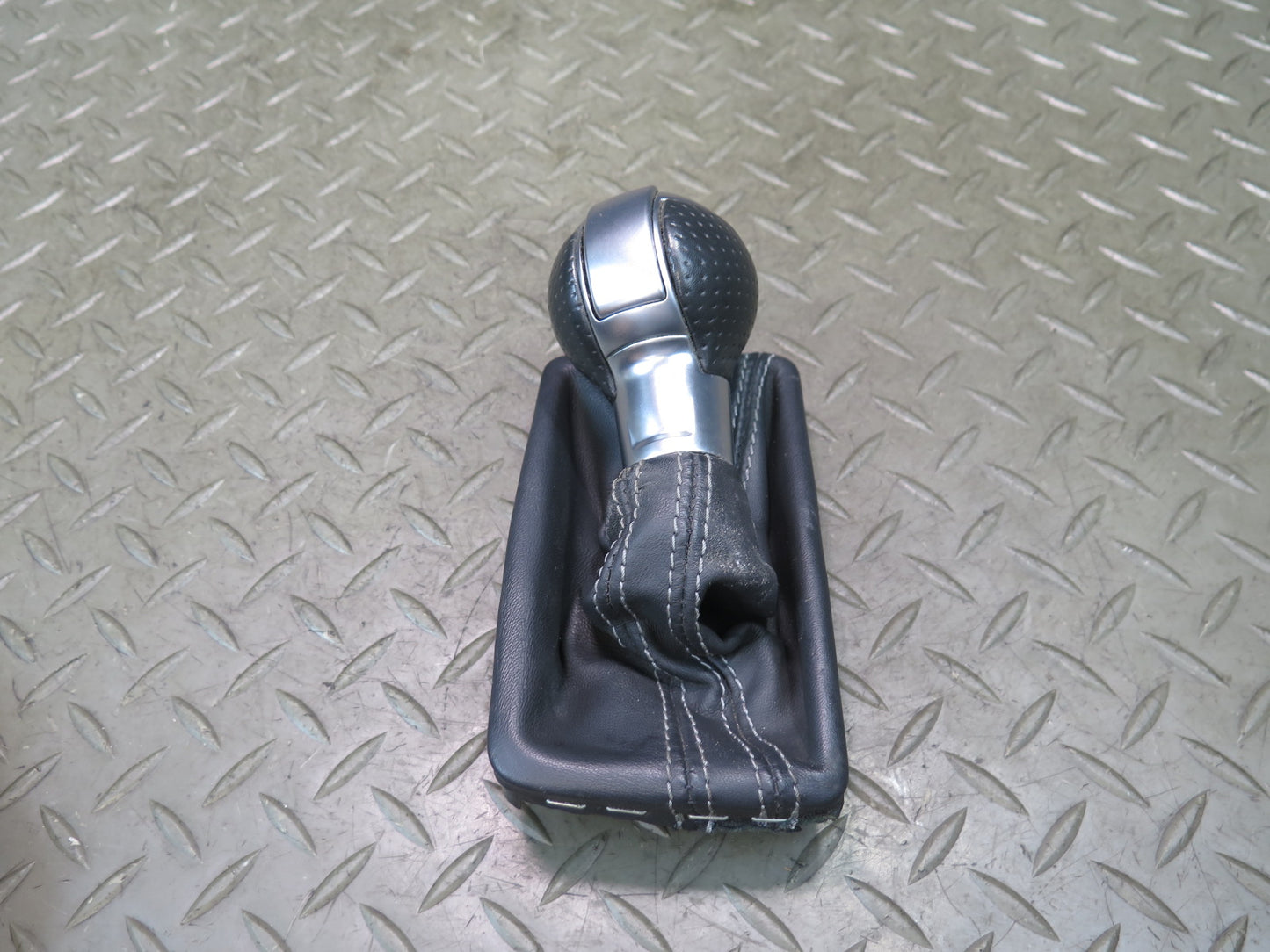 13-15 Audi RS5 8F7 Automatic Transmission Shifter Boot w Knob OEM