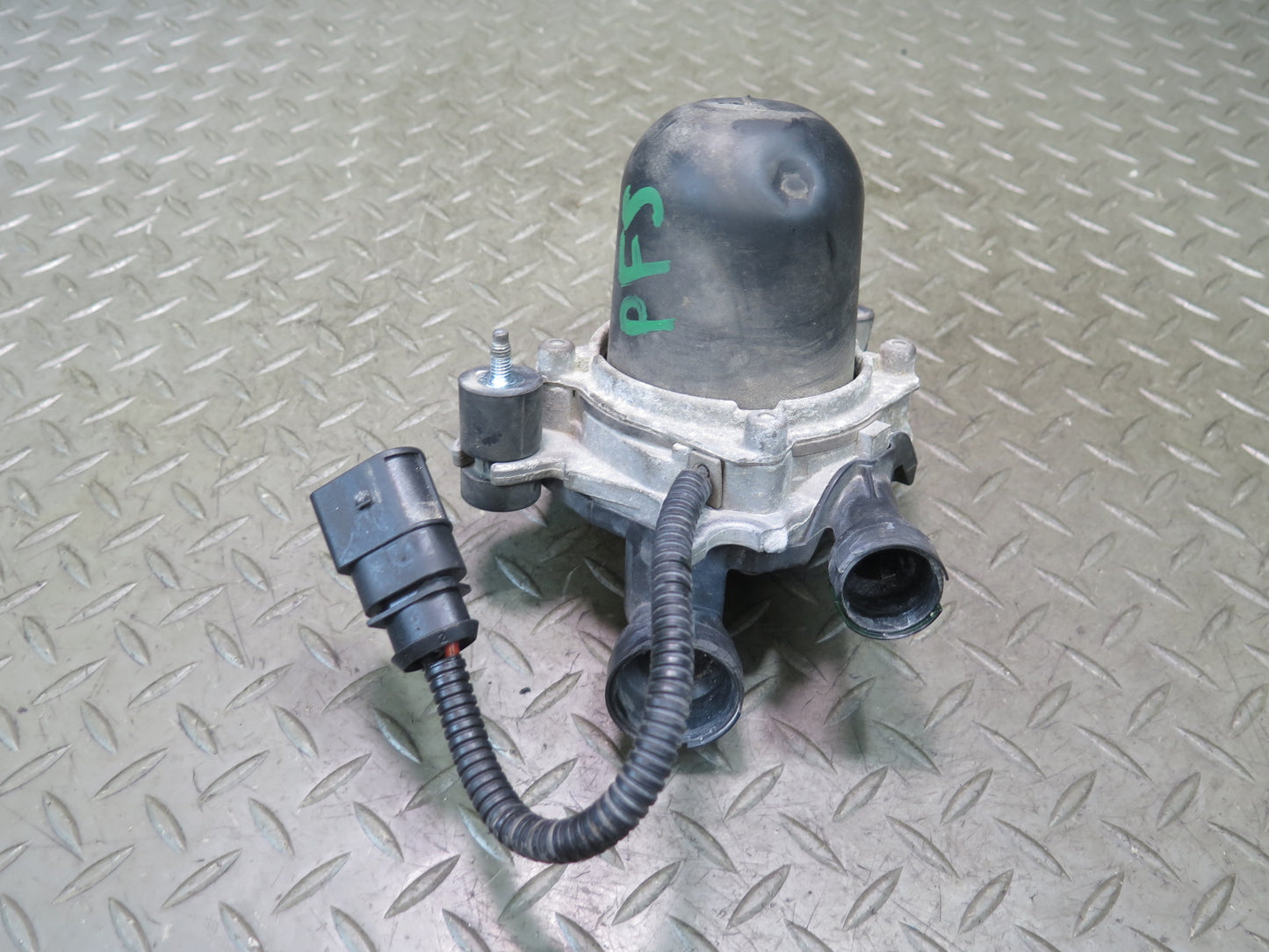 13-15 Audi B8 RS5 Secondary Air Injection Smog Pump OEM