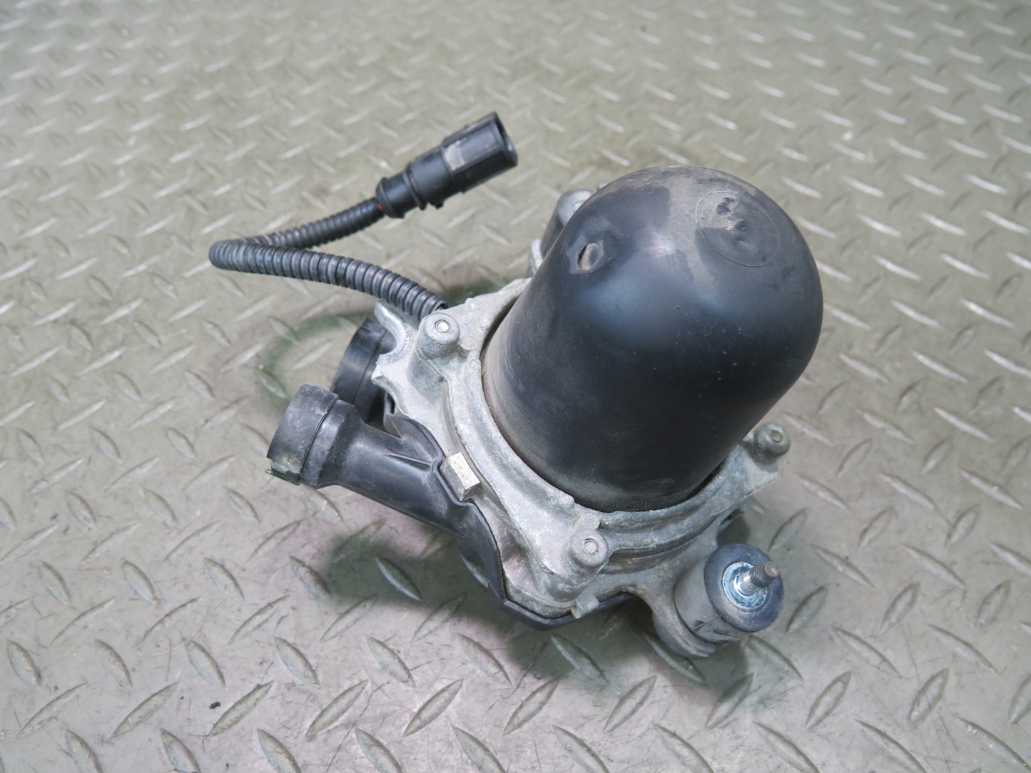 13-15 Audi B8 RS5 Secondary Air Injection Smog Pump OEM