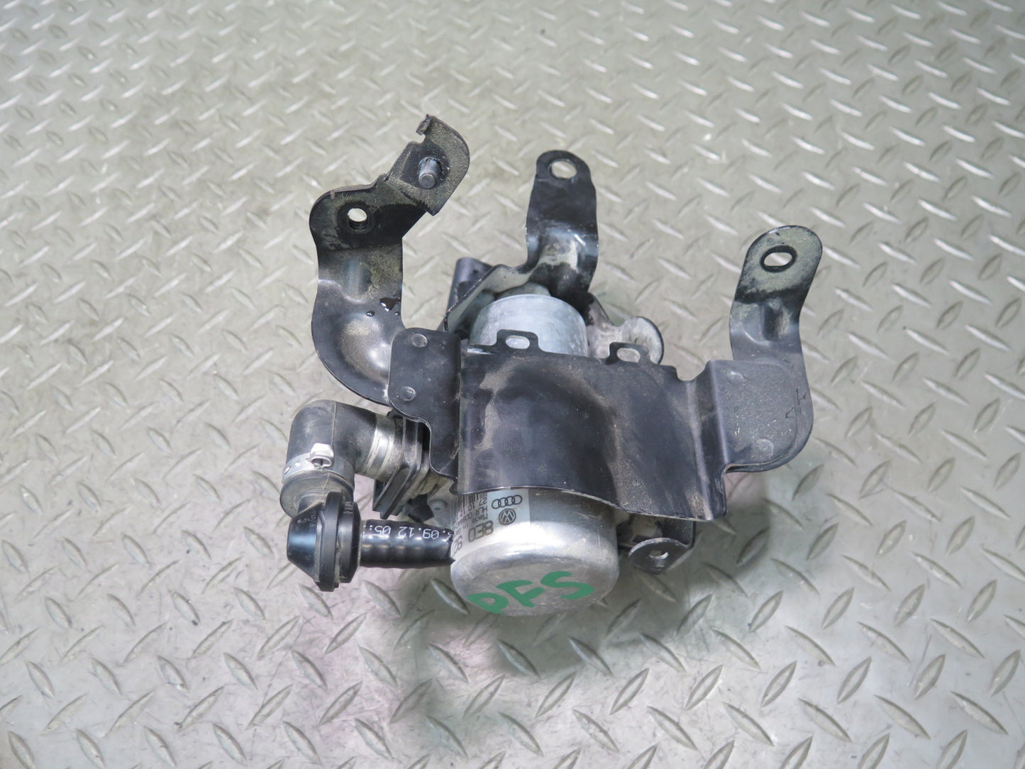 13-15 Audi RS5 8F7 Brake Booster Vacuum Pump 8E0927317H OEM