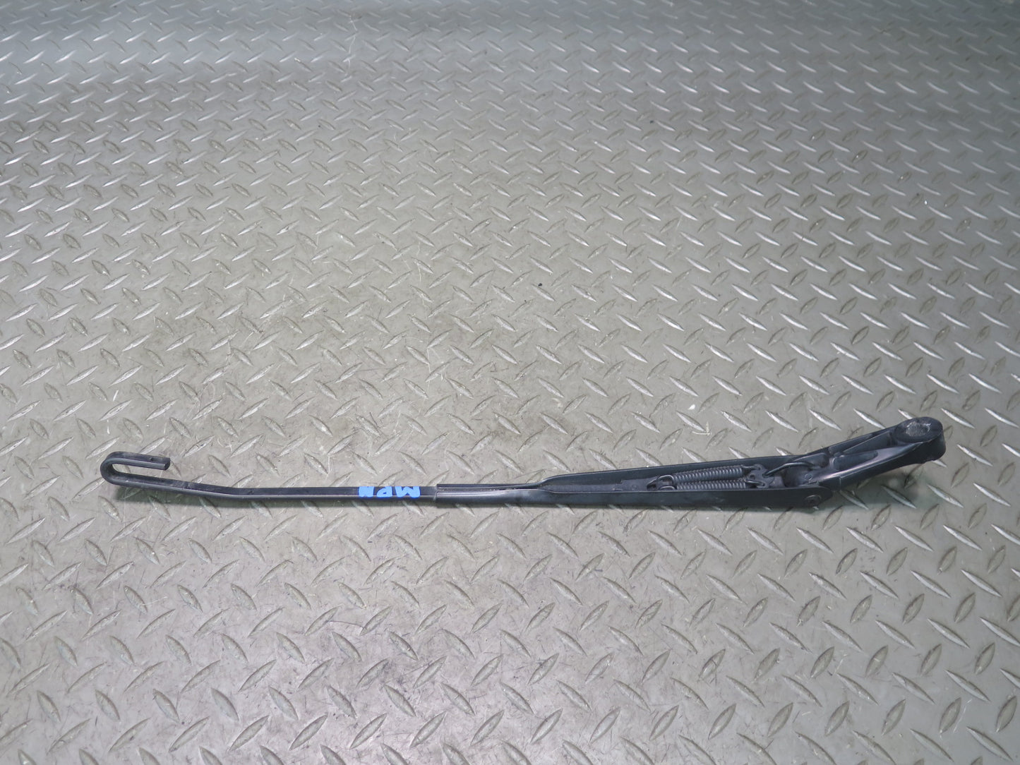 1999-2005 Porsche 911 996 Front Left & Right Windshield Wiper Arm Set of 2