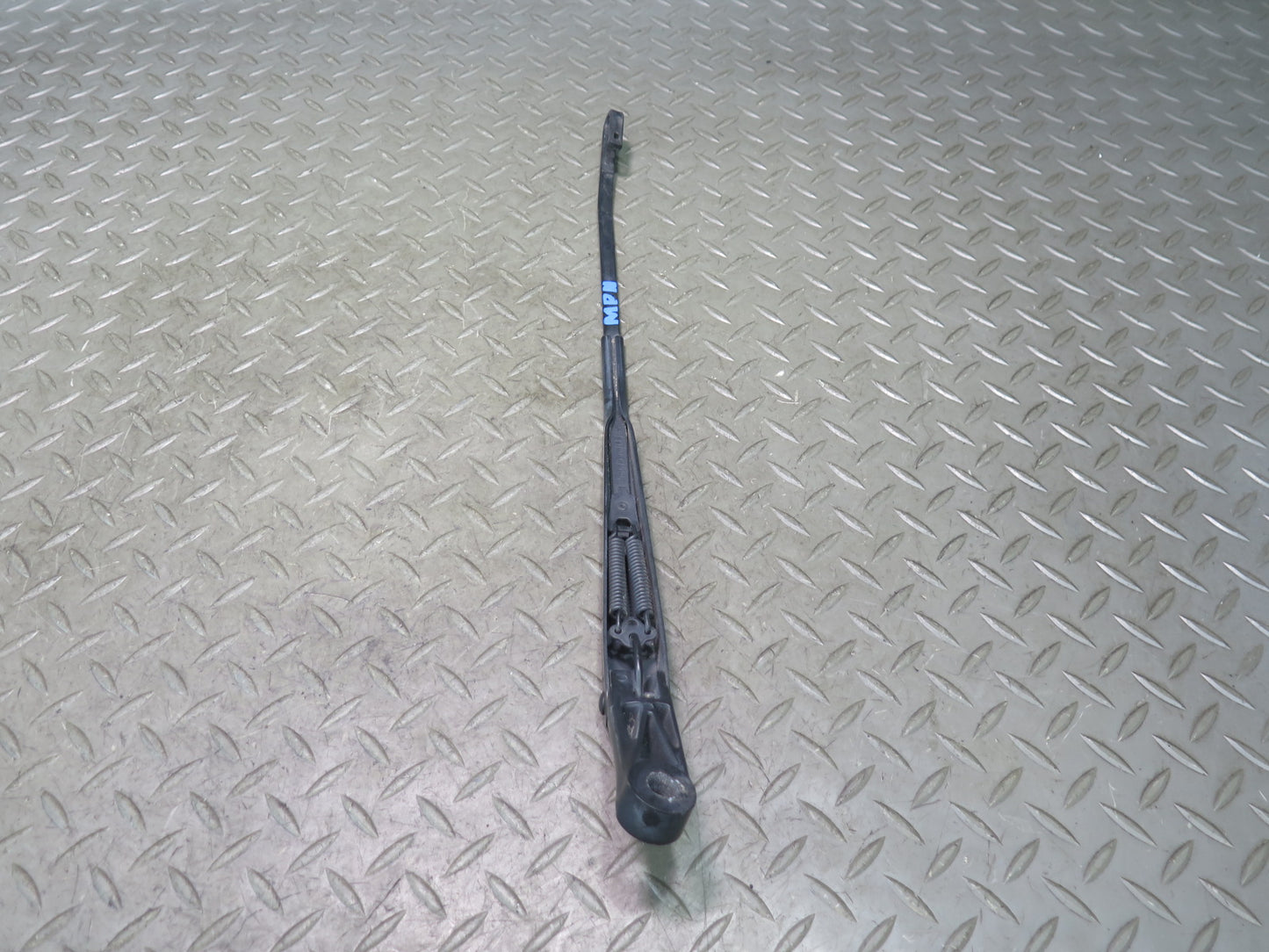 1999-2005 Porsche 911 996 Front Left & Right Windshield Wiper Arm Set of 2