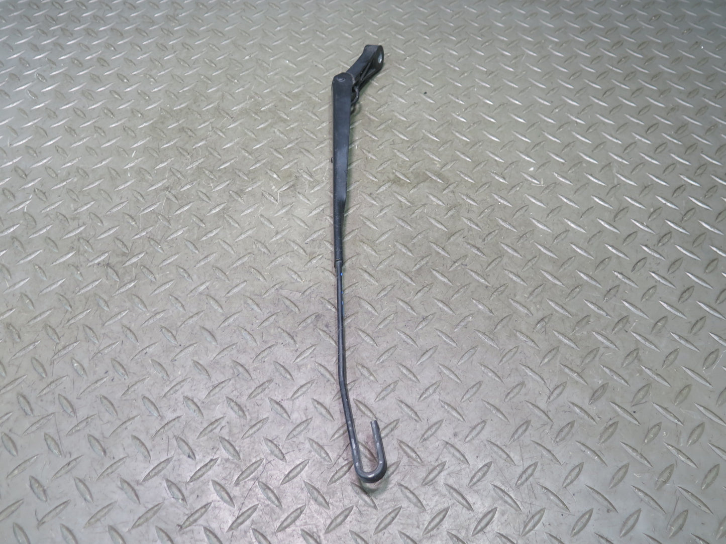 1999-2005 Porsche 911 996 Front Left & Right Windshield Wiper Arm Set of 2