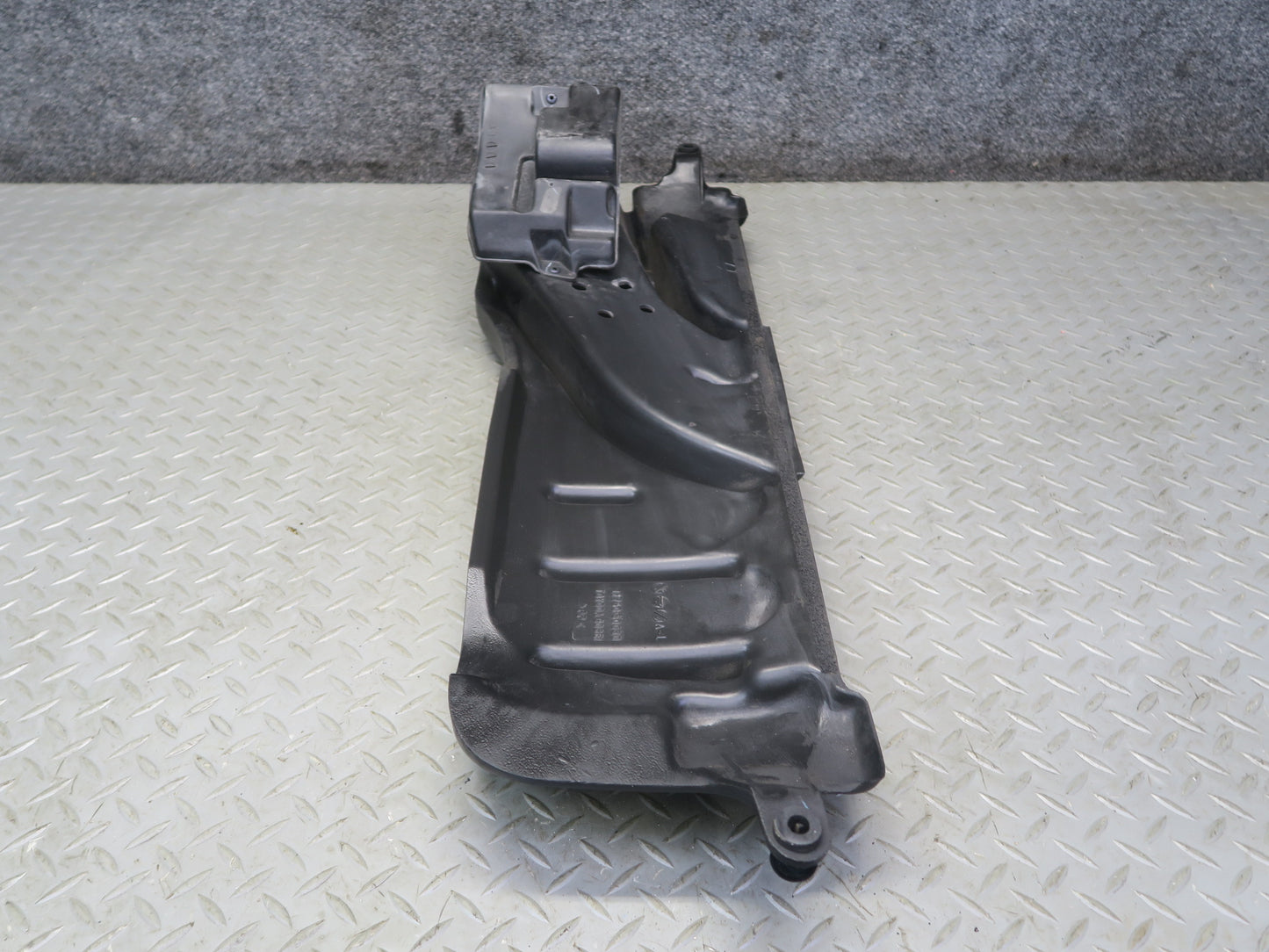 01-06 Lexus UCF30L LS430 Air Intake Cleaner Duct Pipe Vent Tube 17750-50030 OEM