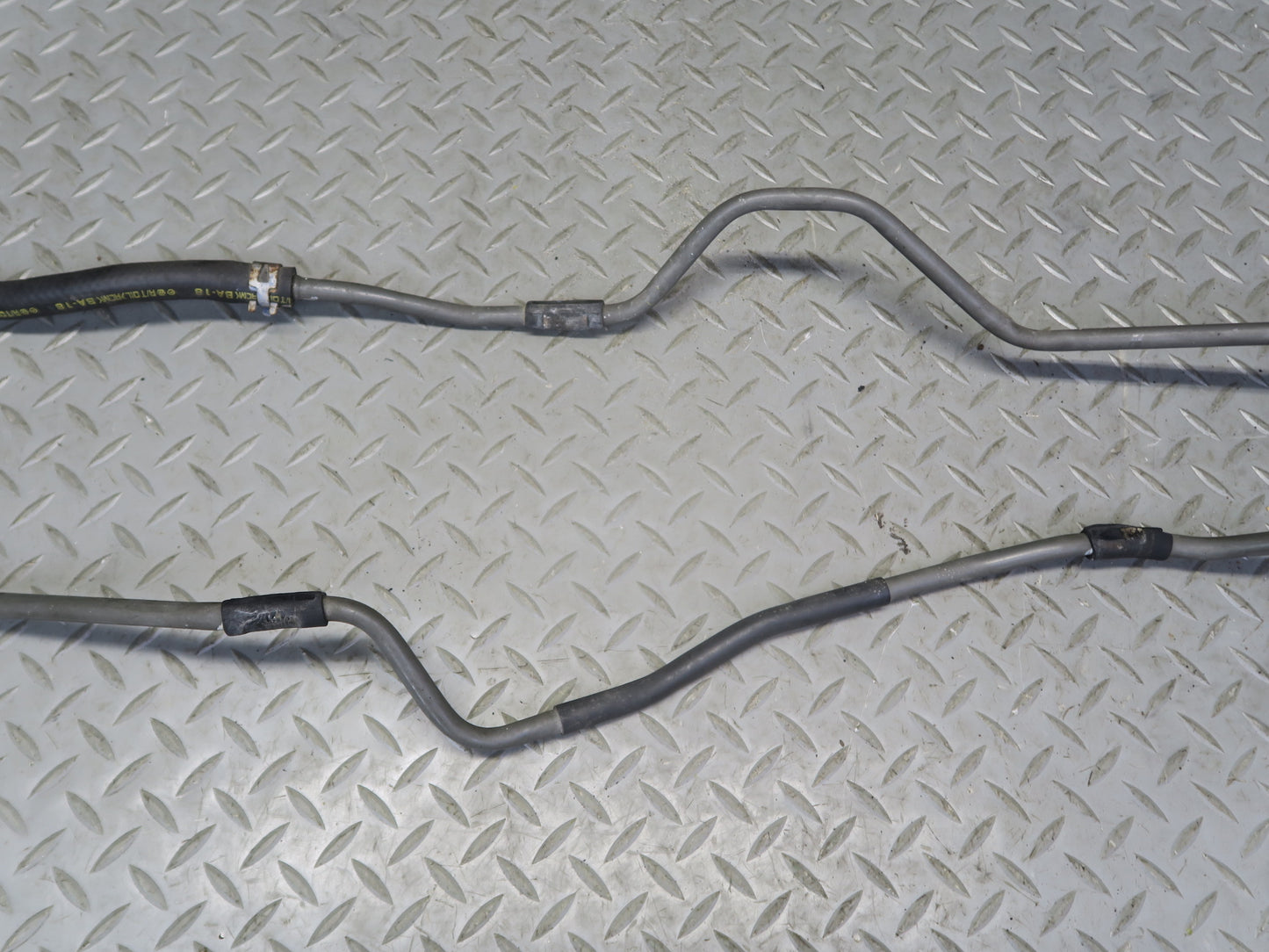 04-06 Lexus UCF30L LS430 Set of 2 A/T Automatic Transmission Hose Pipe Line OEM