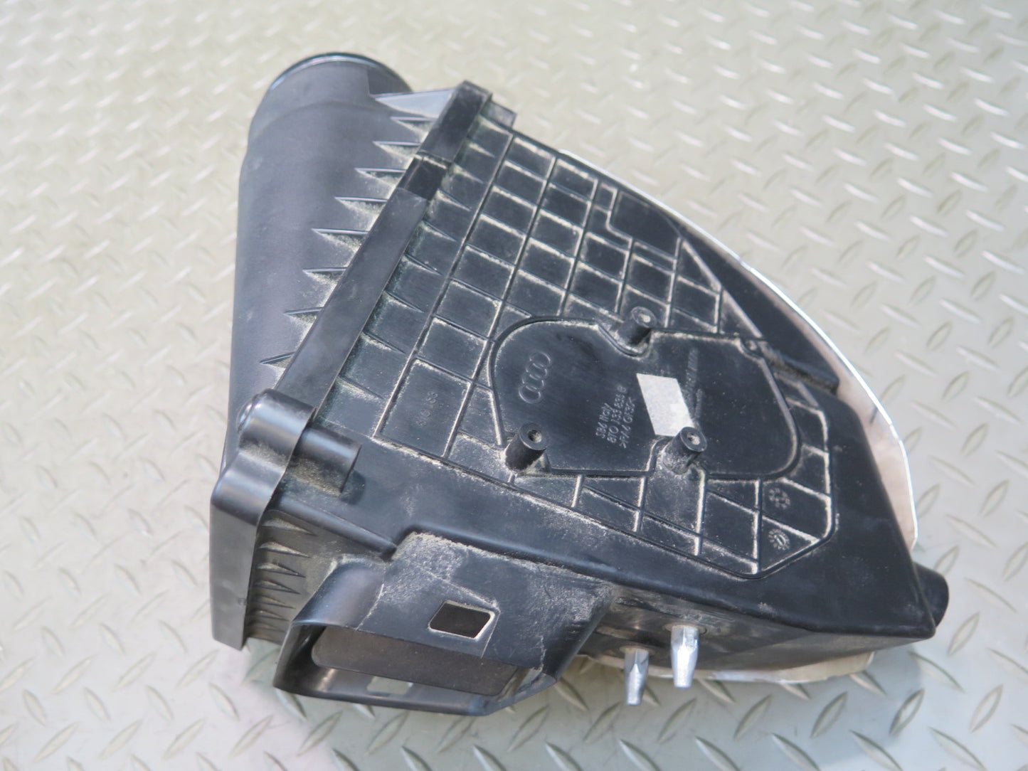 13-15 Audi RS5 8F7 4.2L Left Engine Air Intake Cleaner Filter Box 8T0133835B OEM