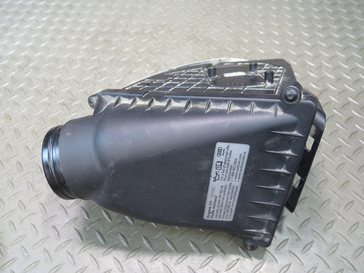 13-15 Audi RS5 8F7 4.2L Left Engine Air Intake Cleaner Filter Box 8T0133835B OEM