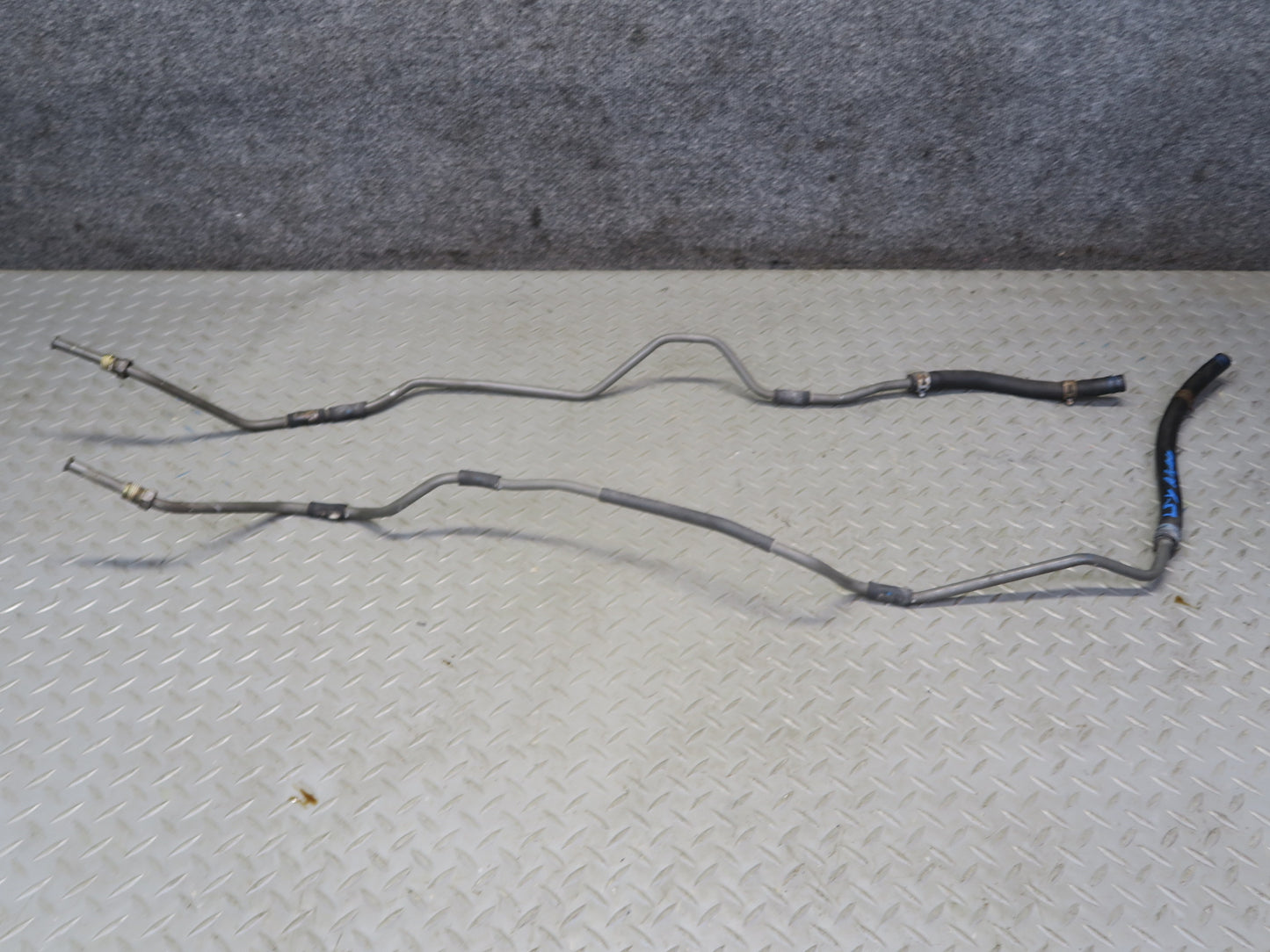 04-06 Lexus UCF30L LS430 Set of 2 A/T Automatic Transmission Hose Pipe Line OEM