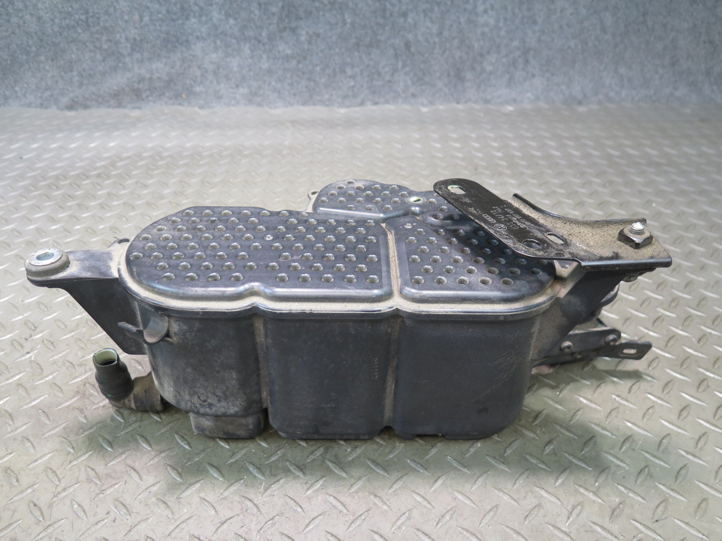 13-15 Audi A5 S5 RS5 8F7 Fuel Evap Vapor Charcoal Canister OEM