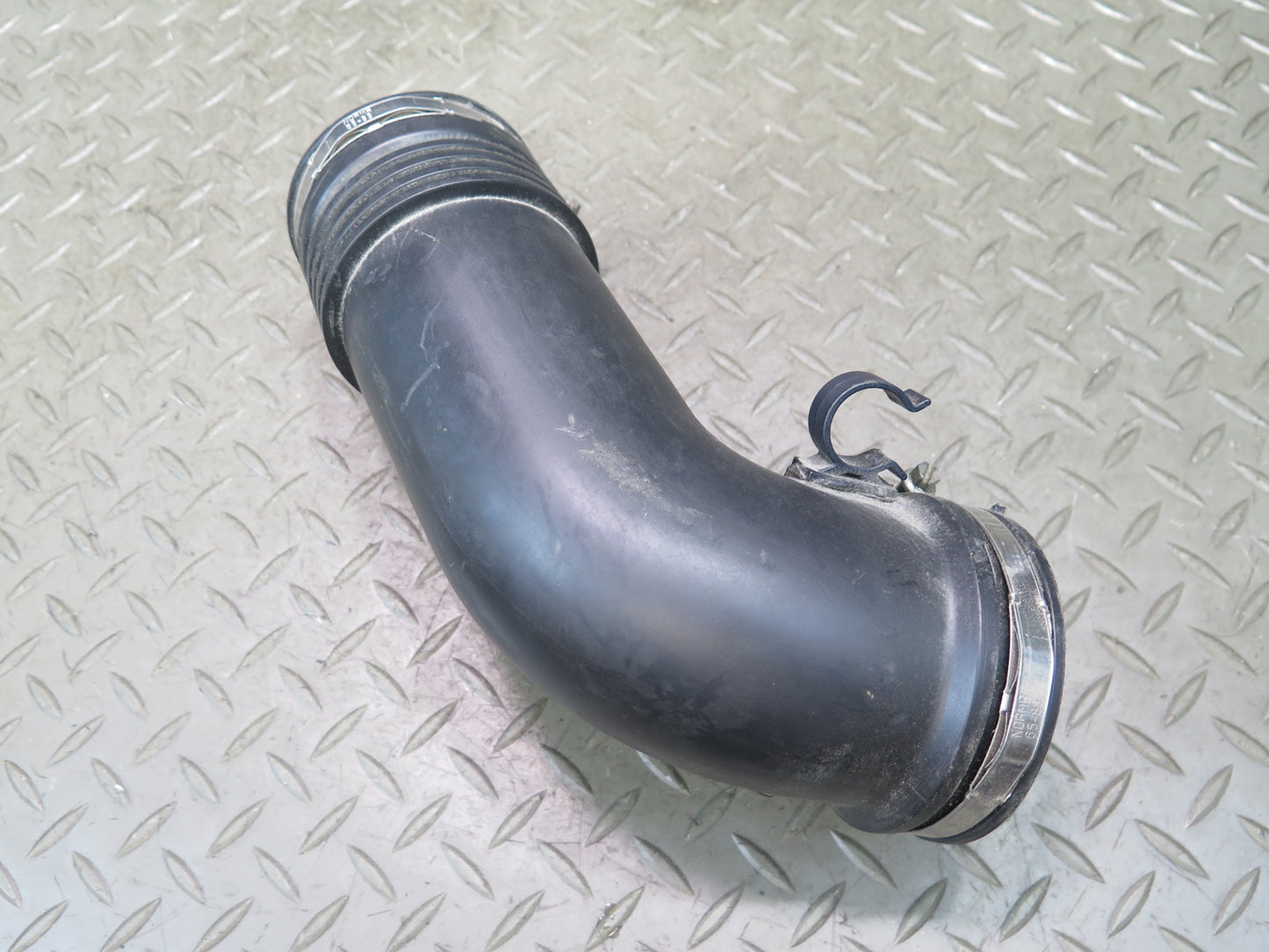 13-15 Audi RS5 8F7 4.2L V8 Left Air Cleaner Intake Hose Pipe 8T0129600 OEM