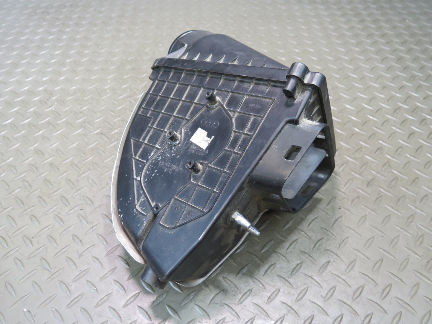 13-15 Audi RS5 8F7 4.2L V8 Right Air Filter Housing Intake Box Assembly OEM