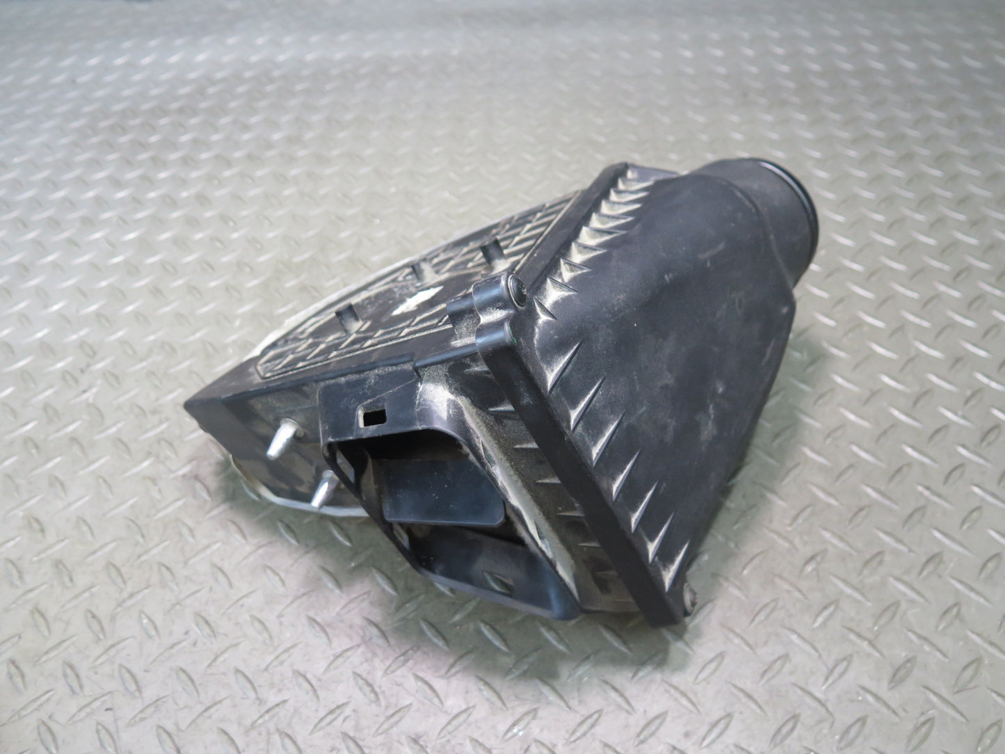 13-15 Audi RS5 8F7 4.2L V8 Right Air Filter Housing Intake Box Assembly OEM