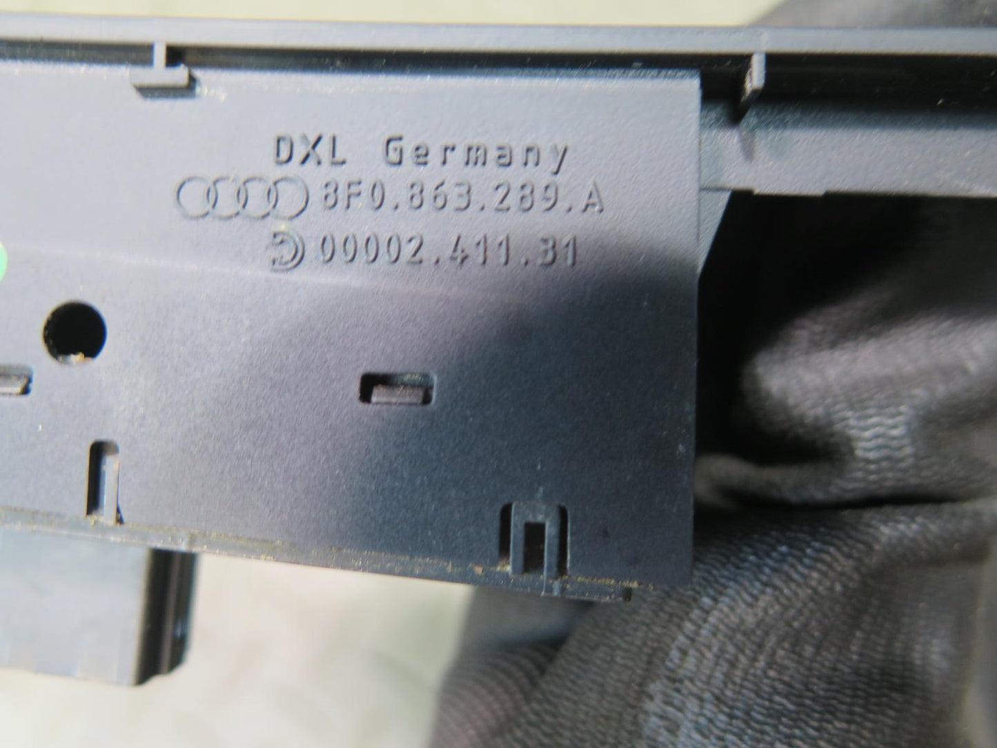 10-17 Audi A5 S5 RS5 Convertible TOP Window Control Button Switch 8F0863289A OEM