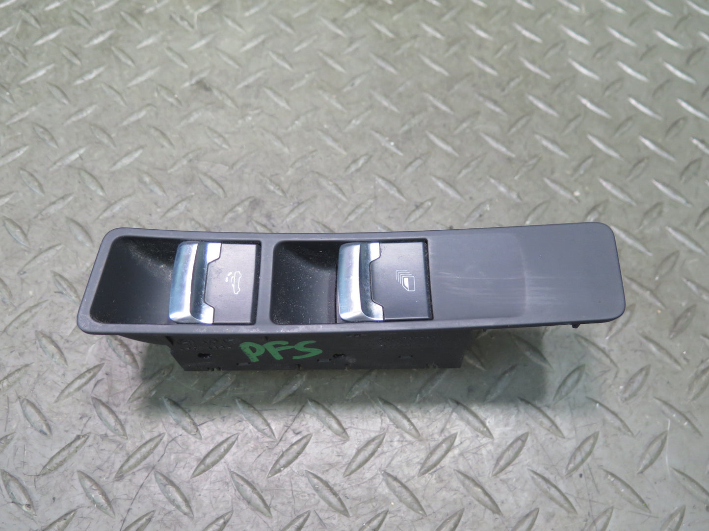 10-17 Audi A5 S5 RS5 Convertible TOP Window Control Button Switch 8F0863289A OEM