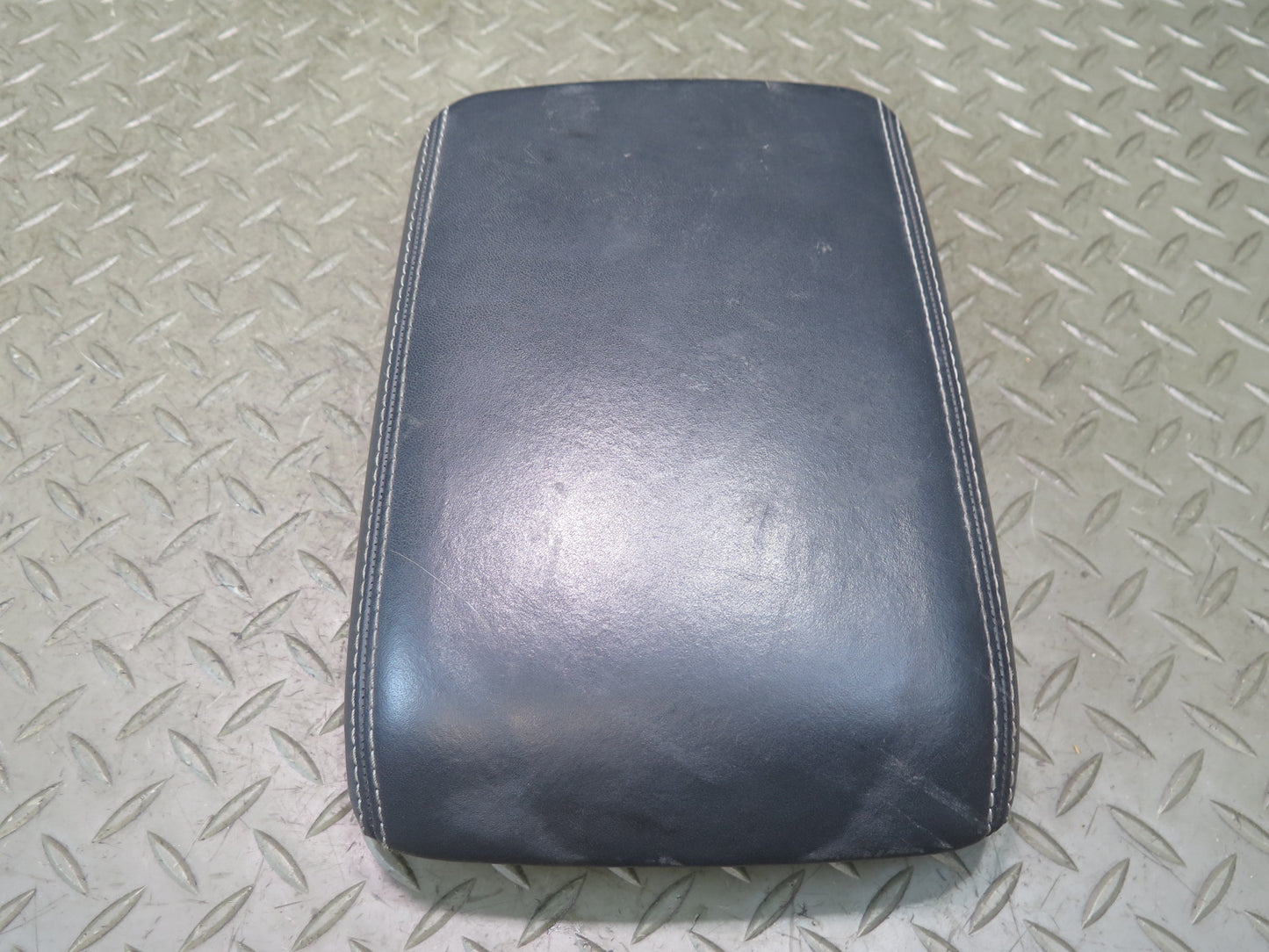 10-17 Audi S5 RS5 8F7 Convert Center Console Leather Armrest Lid Cover Black OEM