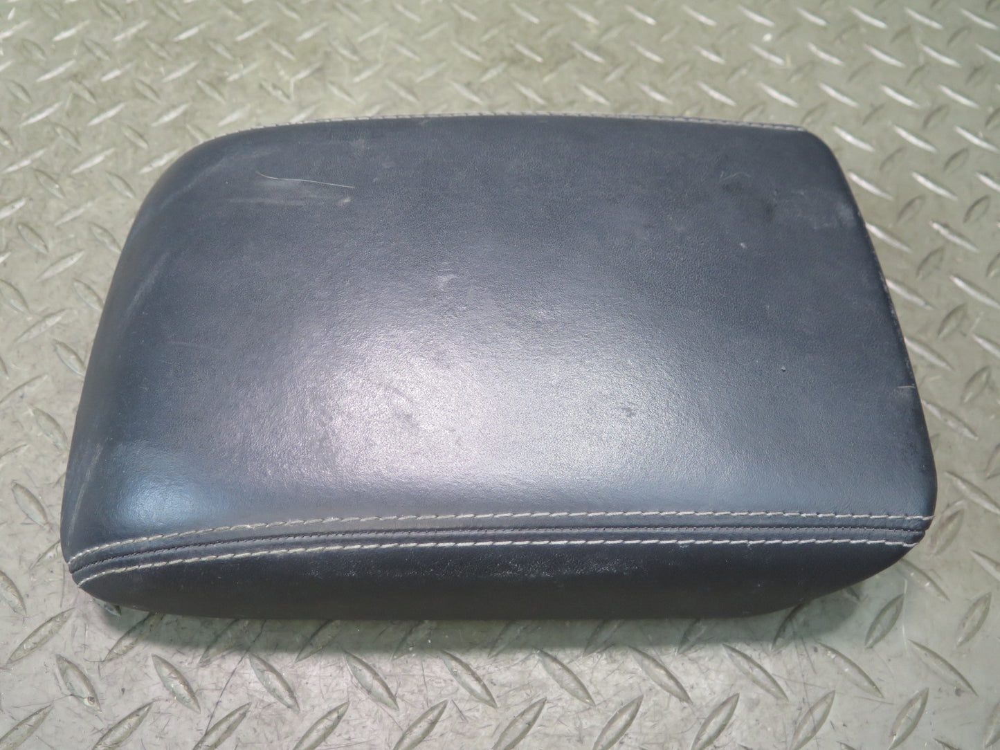 10-17 Audi S5 RS5 8F7 Convert Center Console Leather Armrest Lid Cover Black OEM