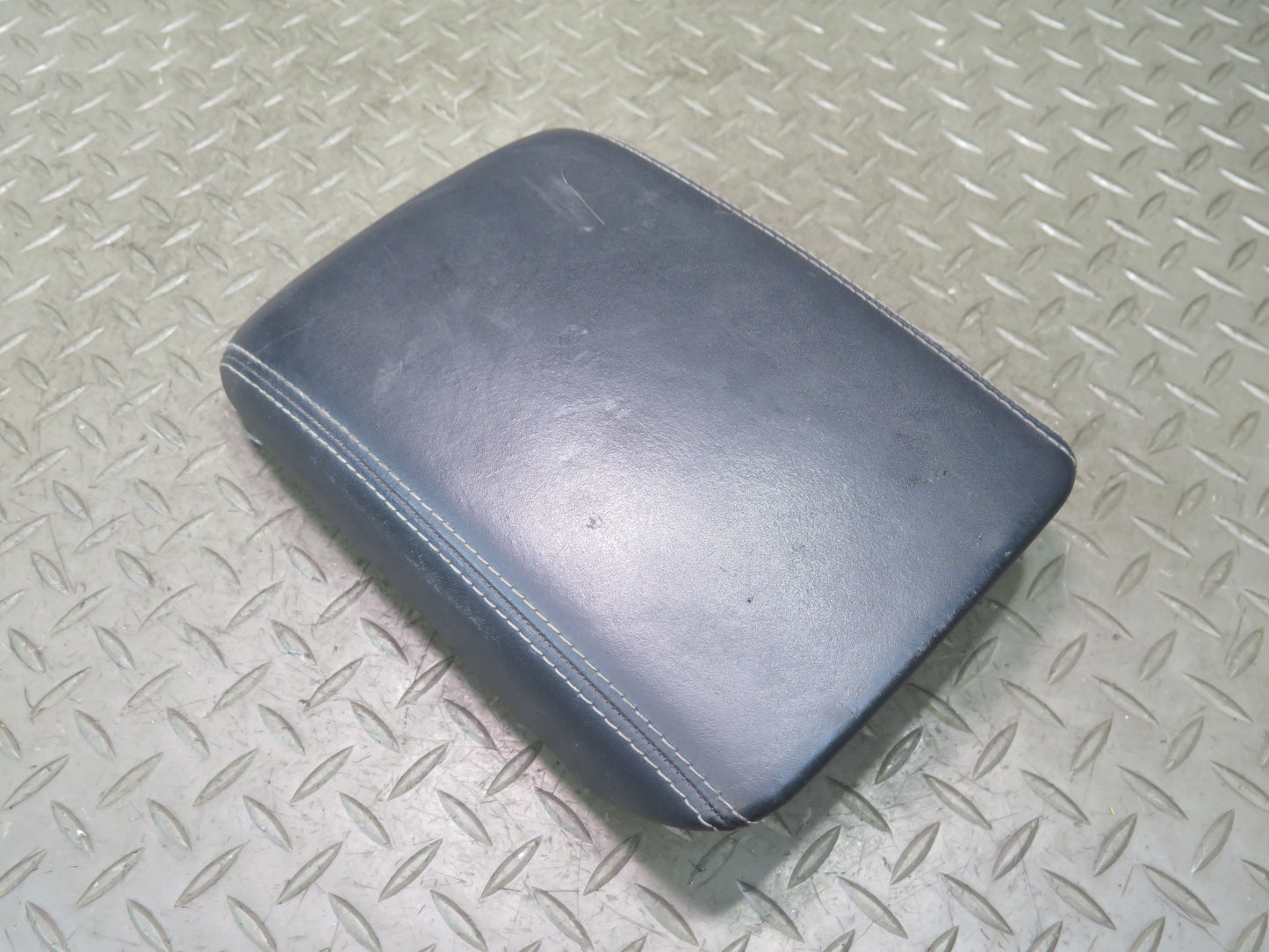 10-17 Audi S5 RS5 8F7 Convert Center Console Leather Armrest Lid Cover Black OEM