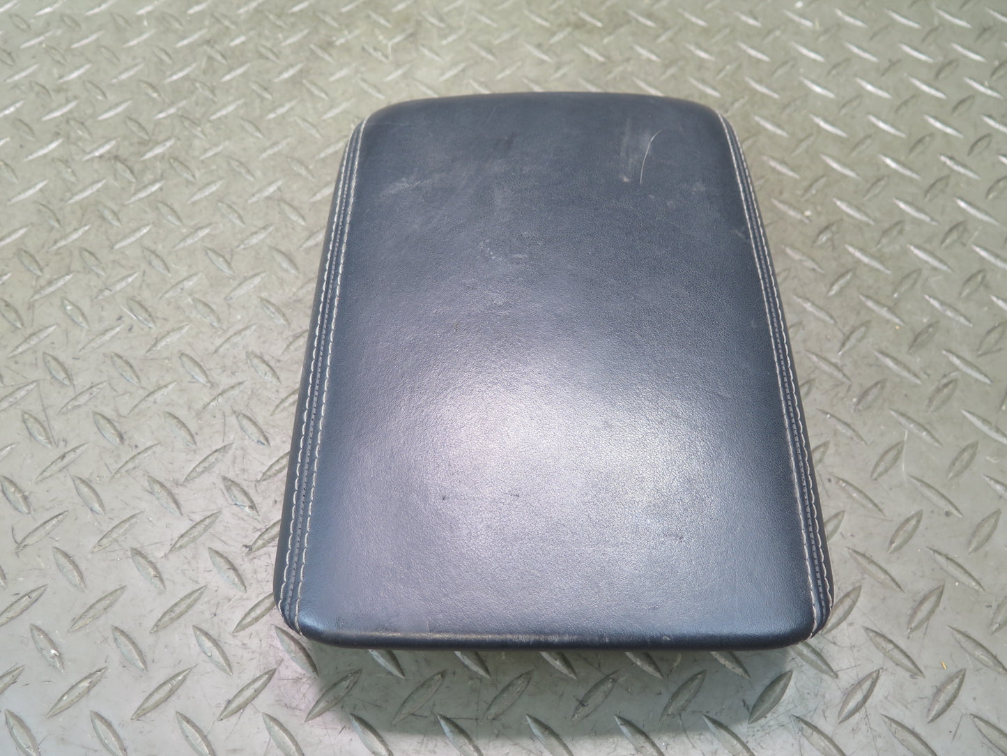 10-17 Audi S5 RS5 8F7 Convert Center Console Leather Armrest Lid Cover Black OEM