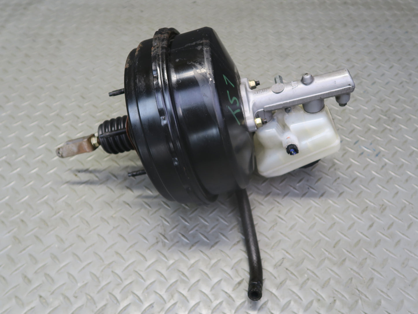 04-06 Lexus UCF30L LS430 Brake Master Cylinder Booster Fluid Reservoir OEM